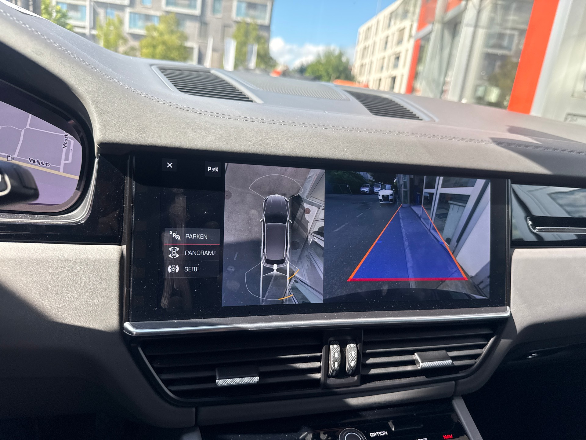 PORSCHE Cayenne-image-9