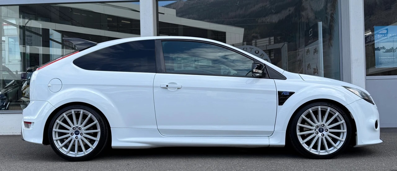 FORD Focus 2.5 Turbo RS500 Clone-image-1