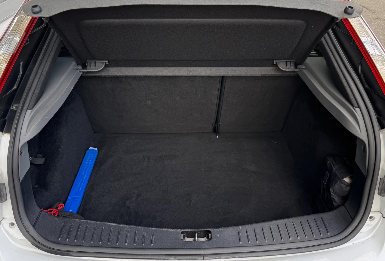FORD Focus 2.5 Turbo RS500 Clone-image-12