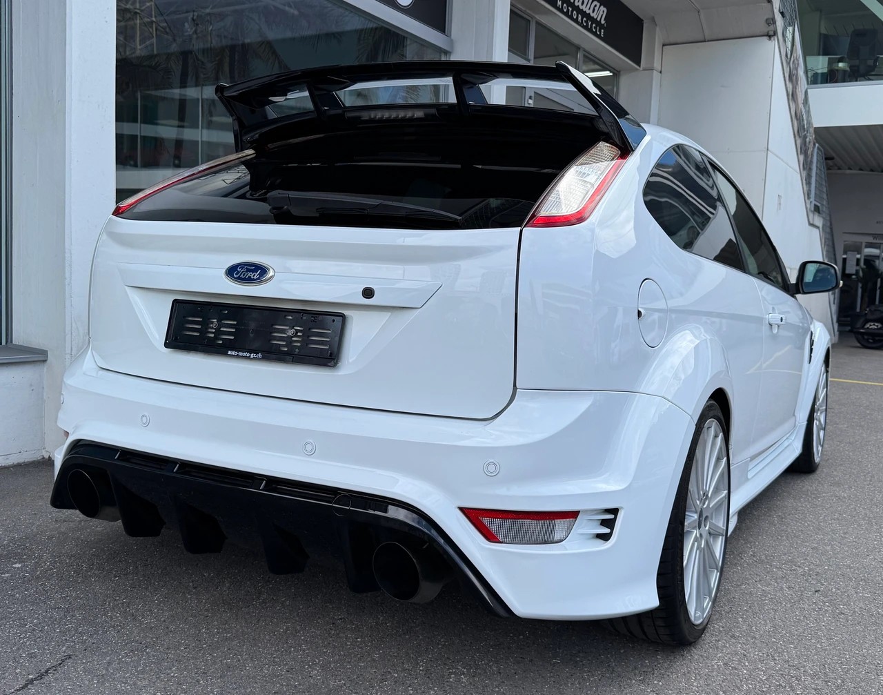 FORD Focus 2.5 Turbo RS500 Clone-image-4