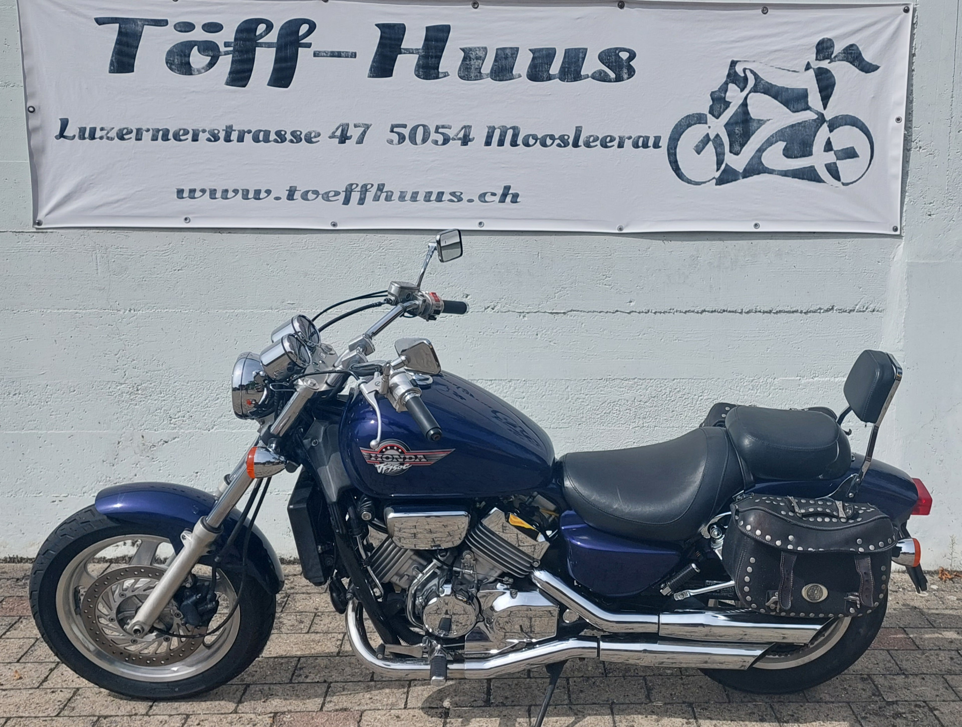 HONDA VF 750 C Magna