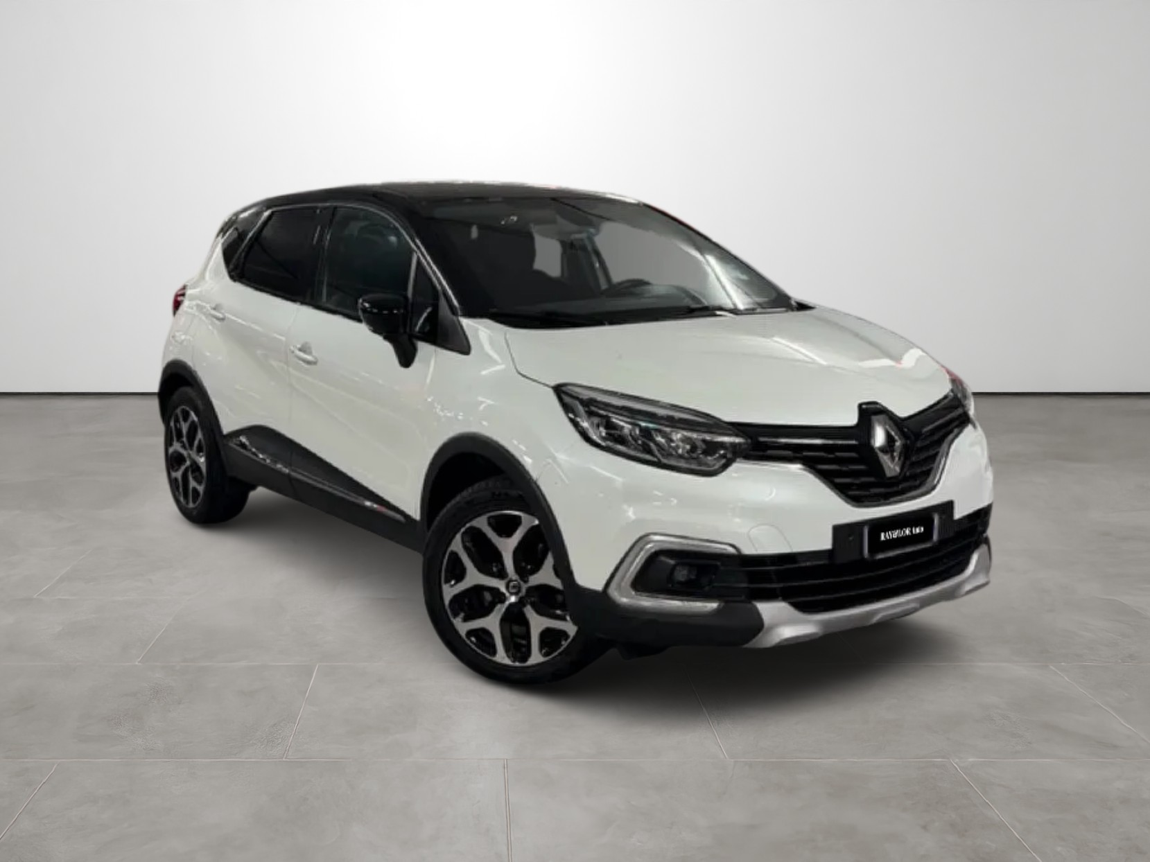 RENAULT Captur 1.2 T 16V Initiale Paris EDC-image-1