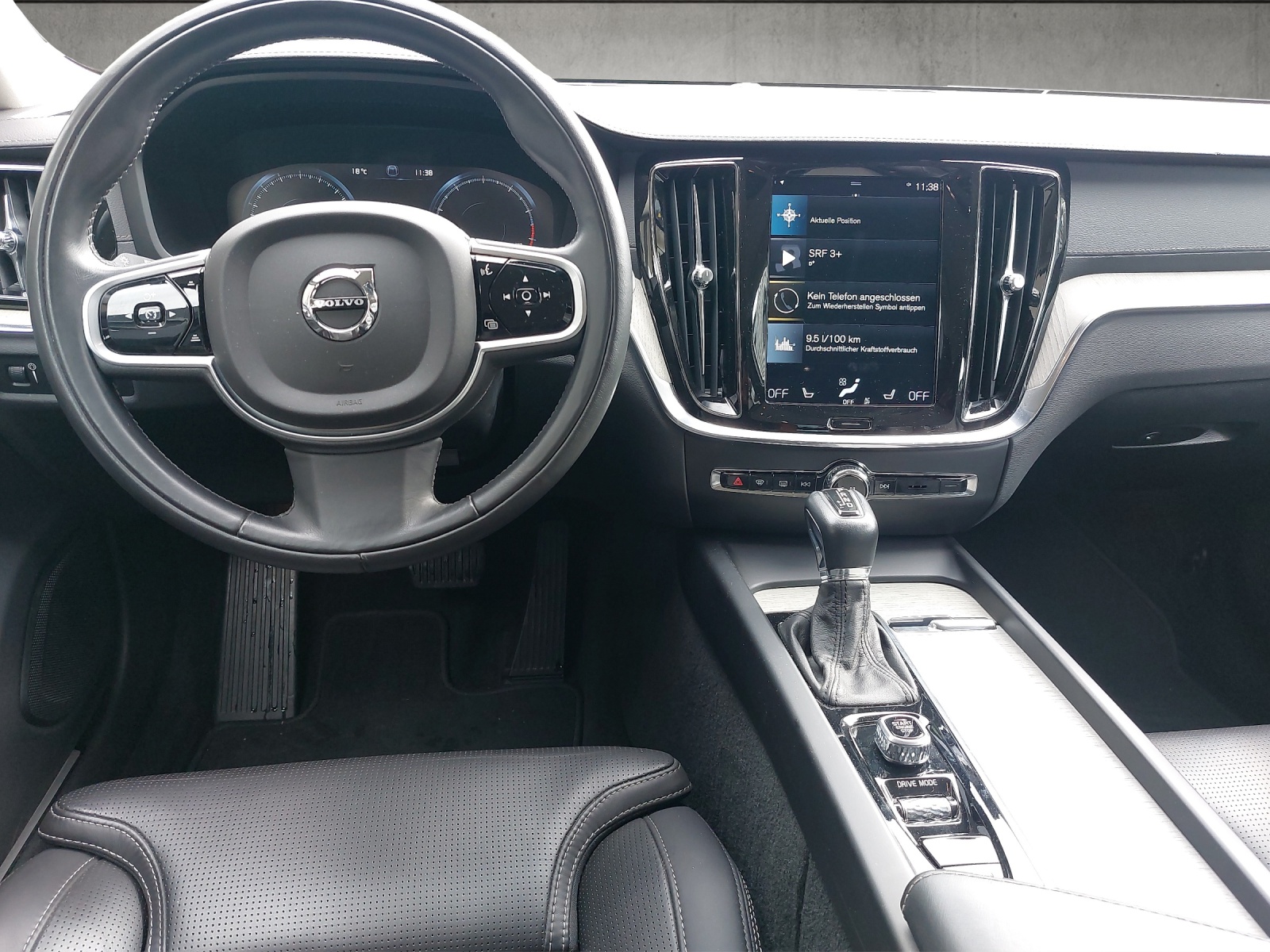 VOLVO V60 2.0 T6 Inscription AWD-image-9