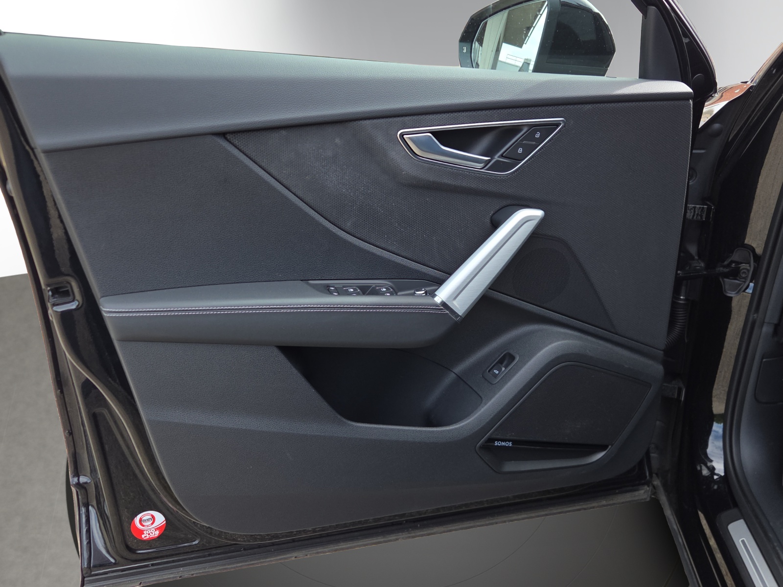 AUDI Q2 40 TFSI S line quattro S-tronic-image-14