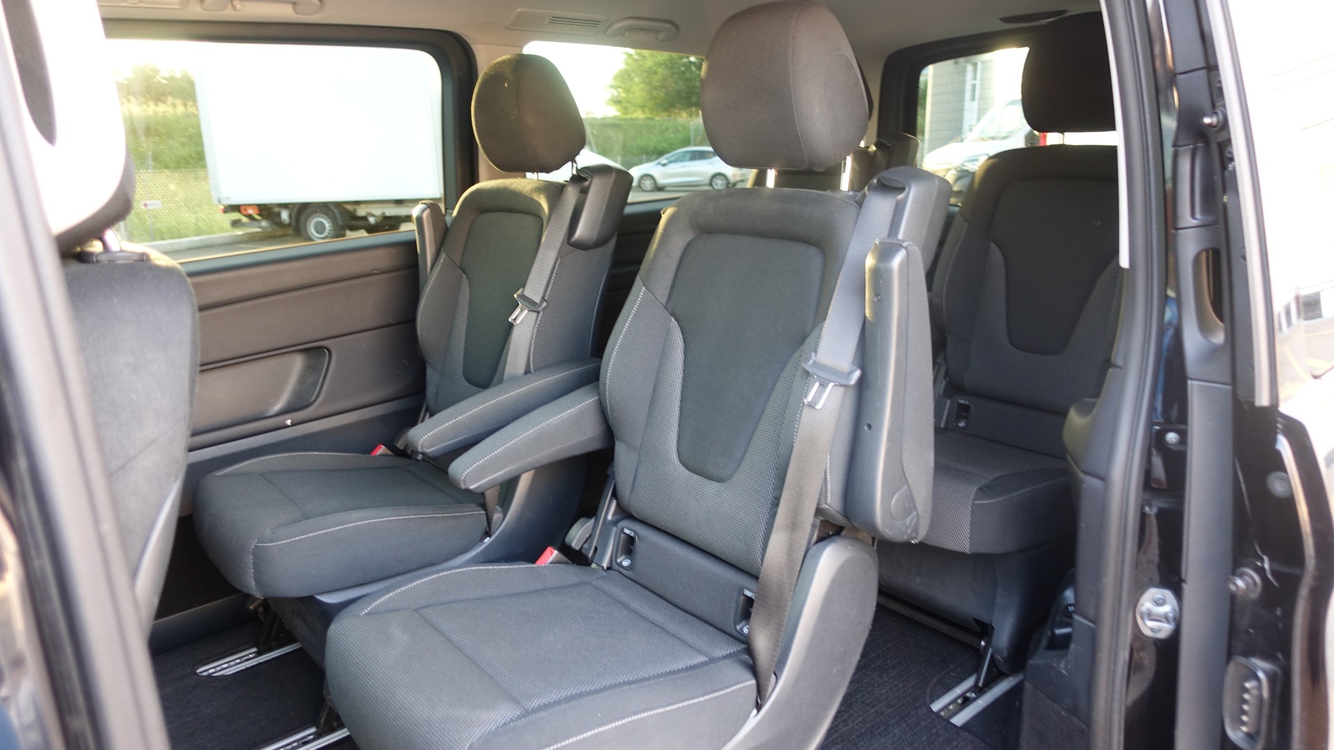 MERCEDES-BENZ V 250 d Swiss Edition lang 4Matic 7G-Tronic-image-6
