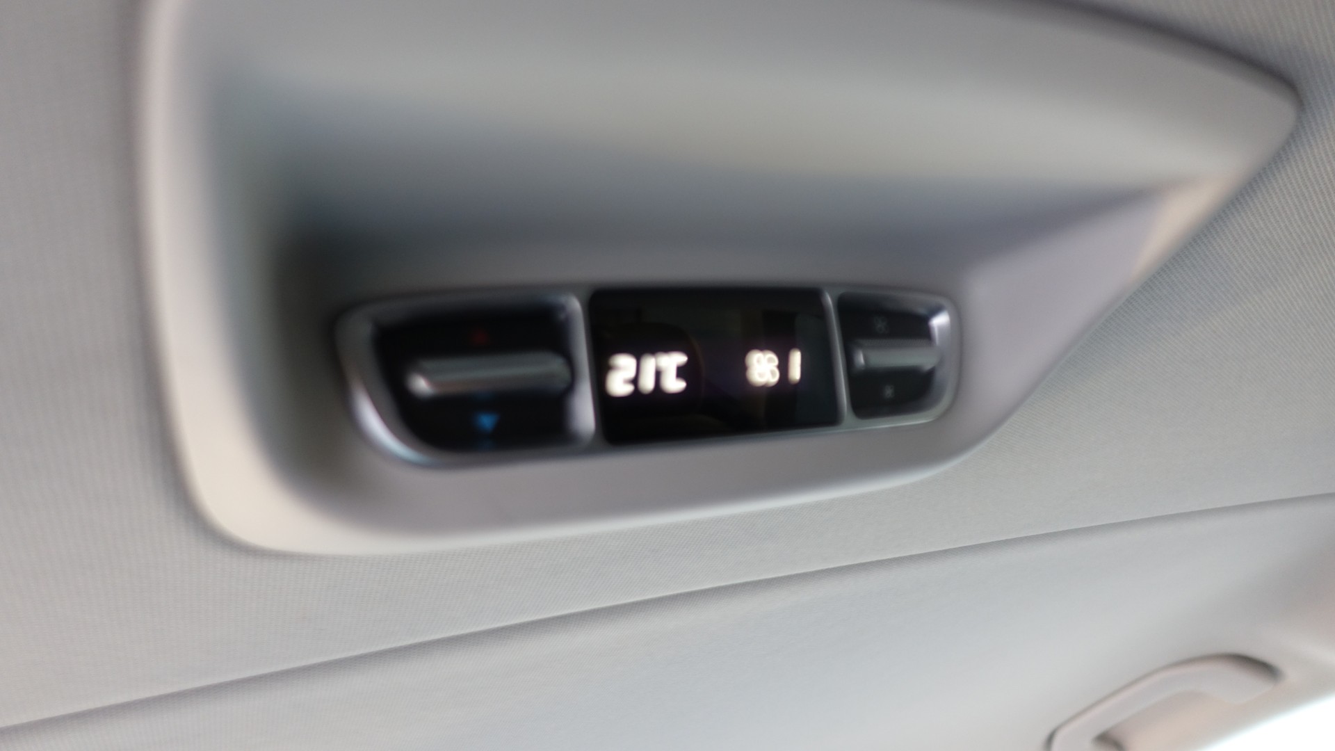 MERCEDES-BENZ V 250 d Swiss Edition lang 4Matic 7G-Tronic-image-8