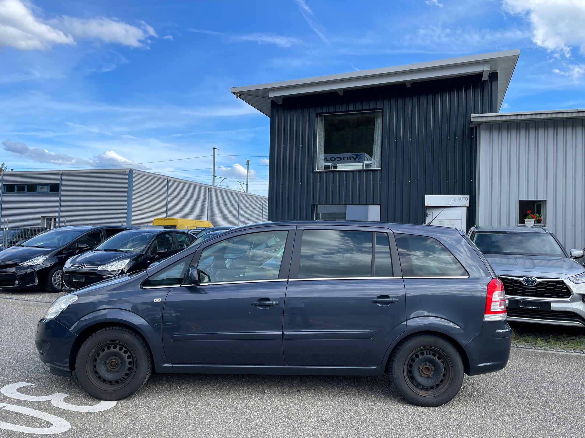 OPEL Zafira 1.8i 16V Anniversary Edition-image-7