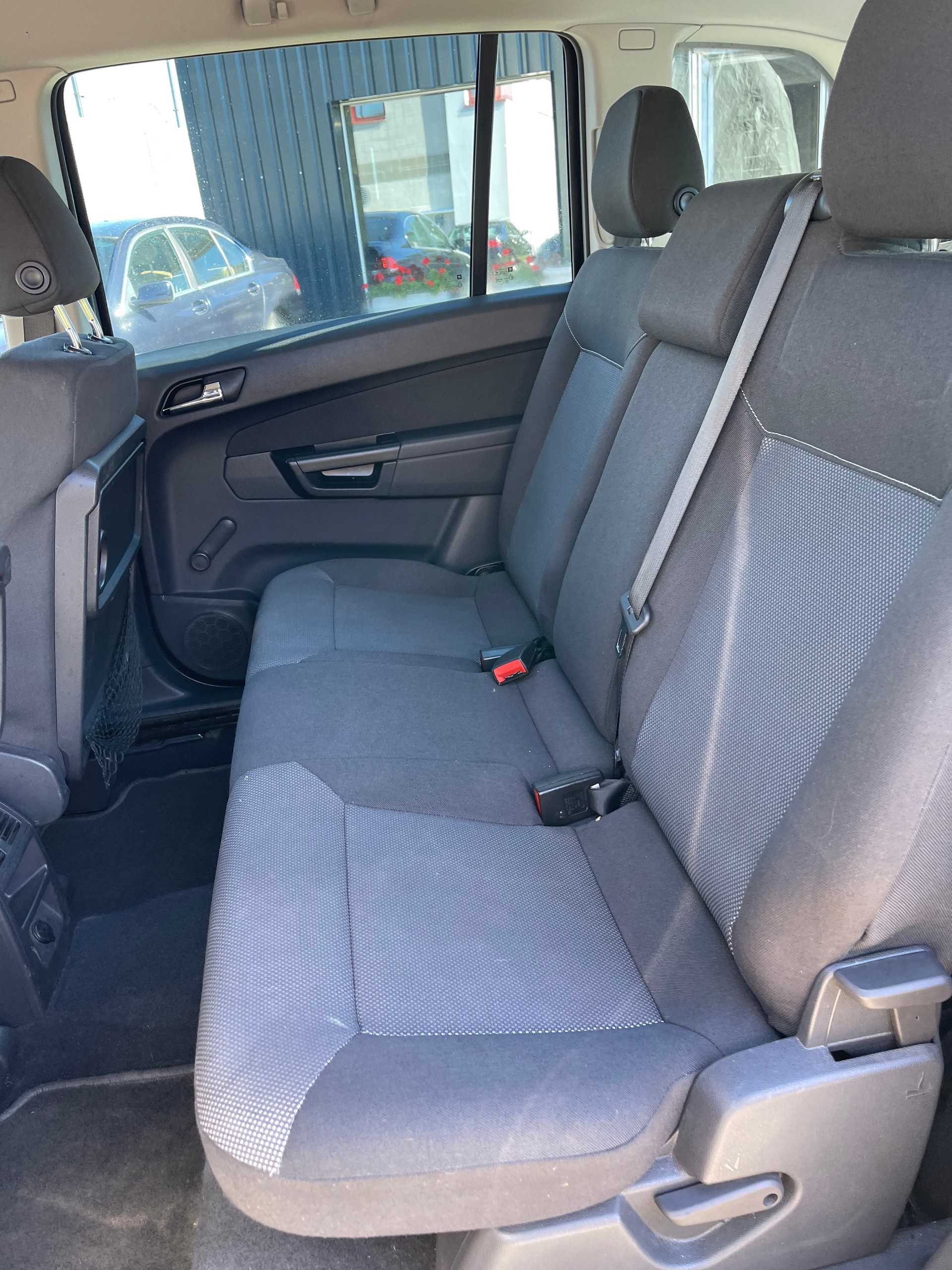 OPEL Zafira 1.8i 16V Anniversary Edition-image-10