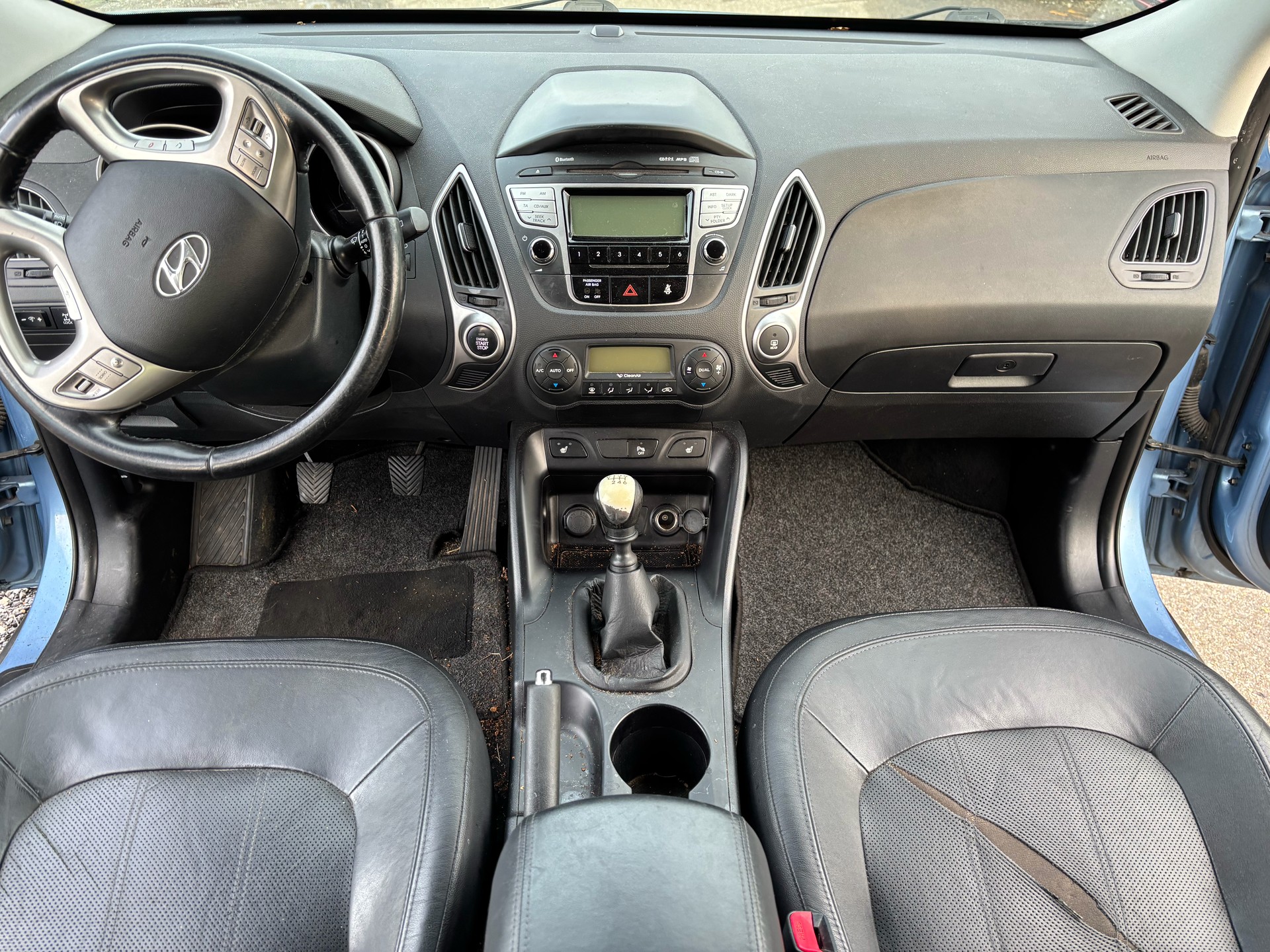 HYUNDAI iX 35 2.0 CRDi Premium 4WD ***Problème Moteur***-image-6