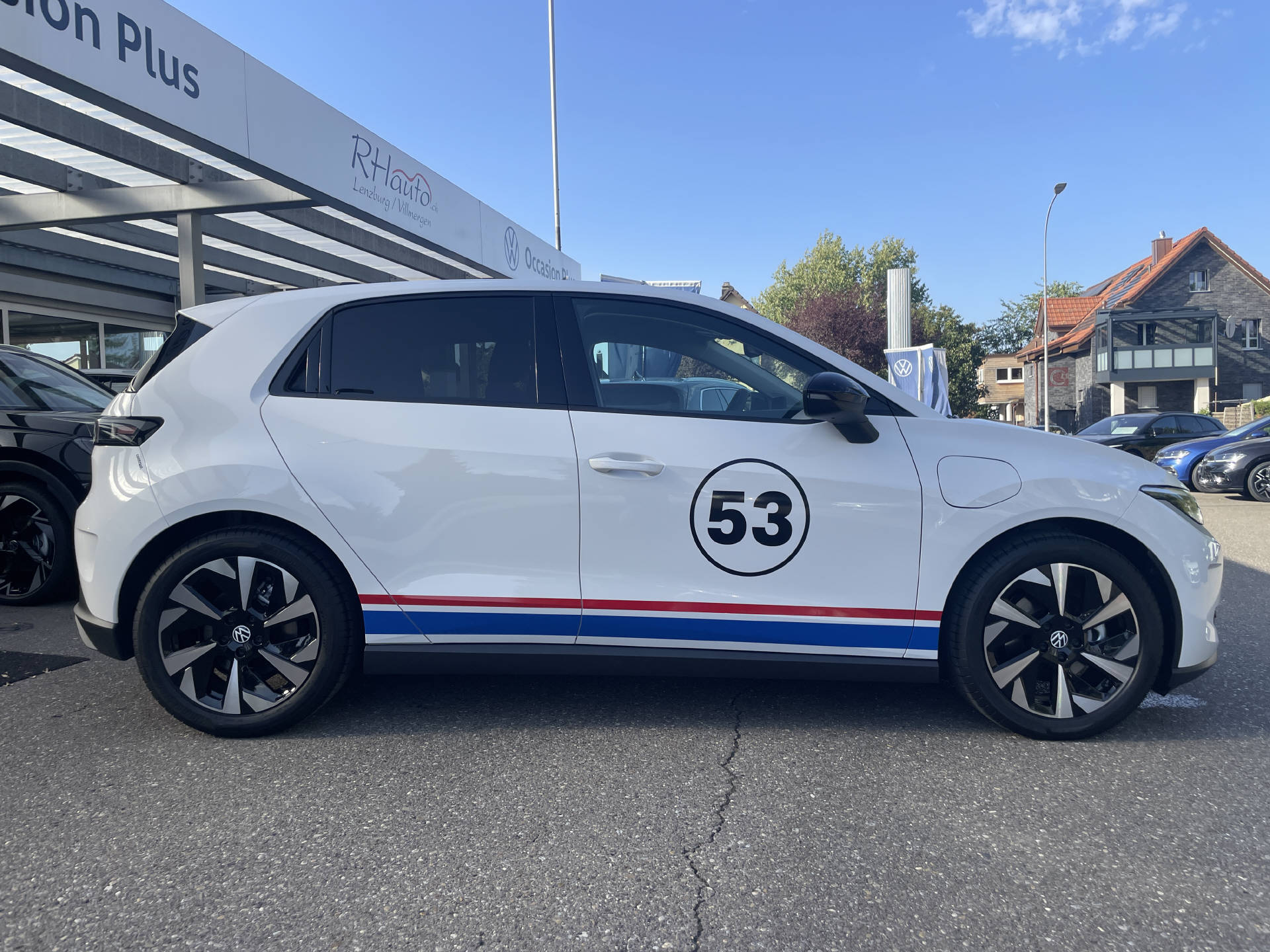 VW ID.Polo Life Edition One-showroom-element-2