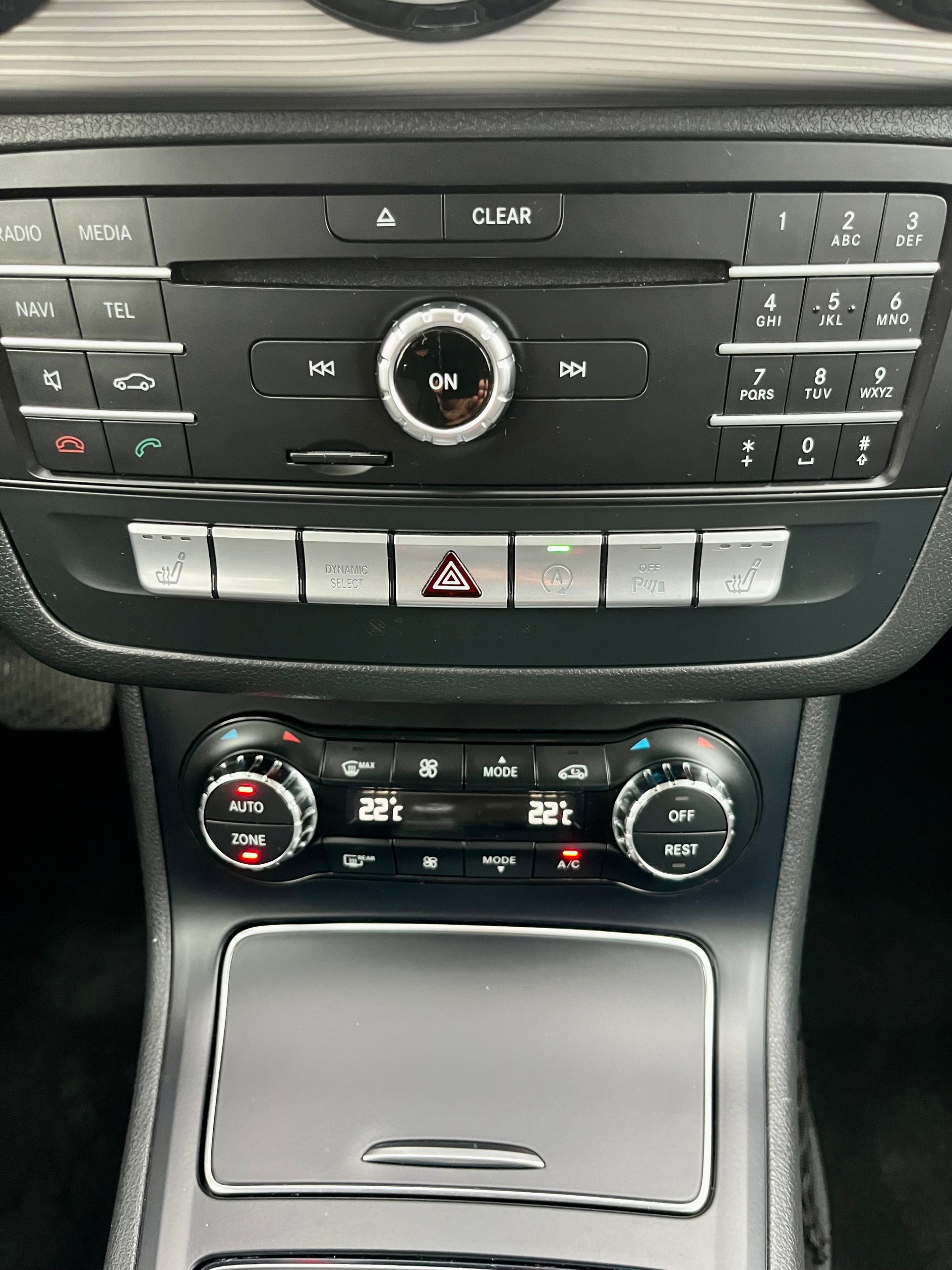 MERCEDES-BENZ B 220 Style 4Matic 7G-DCT-image-15