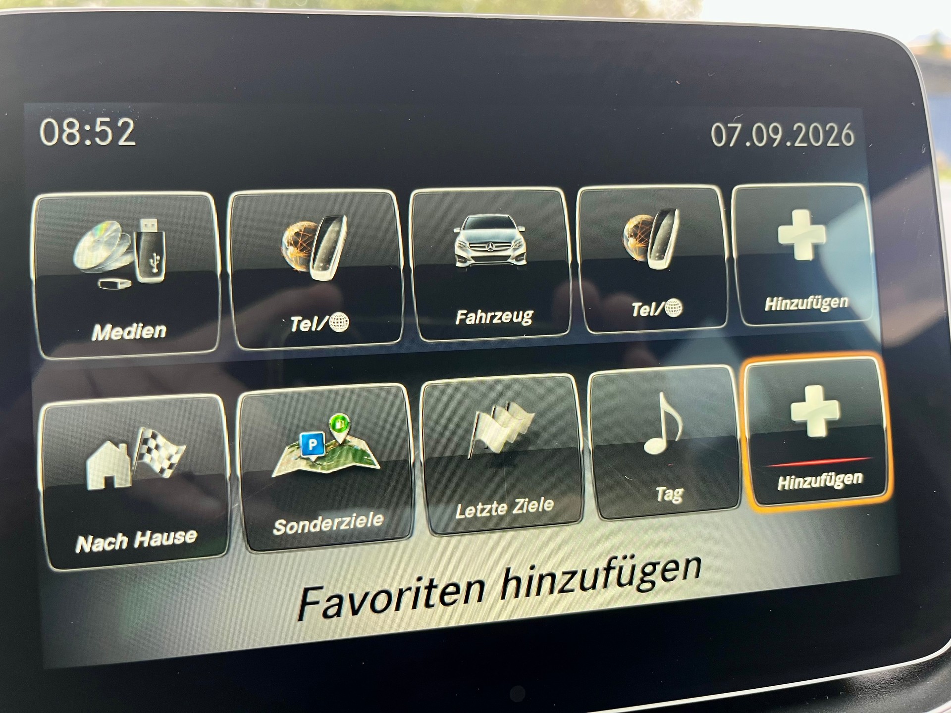 MERCEDES-BENZ B 220 Style 4Matic 7G-DCT-image-23