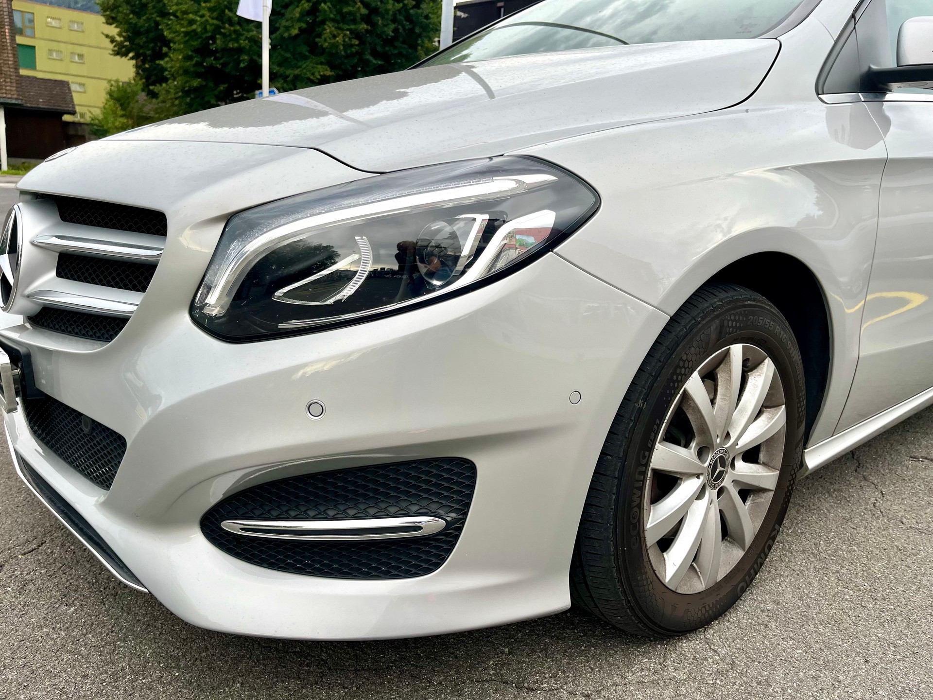 MERCEDES-BENZ B 220 Style 4Matic 7G-DCT-image-10