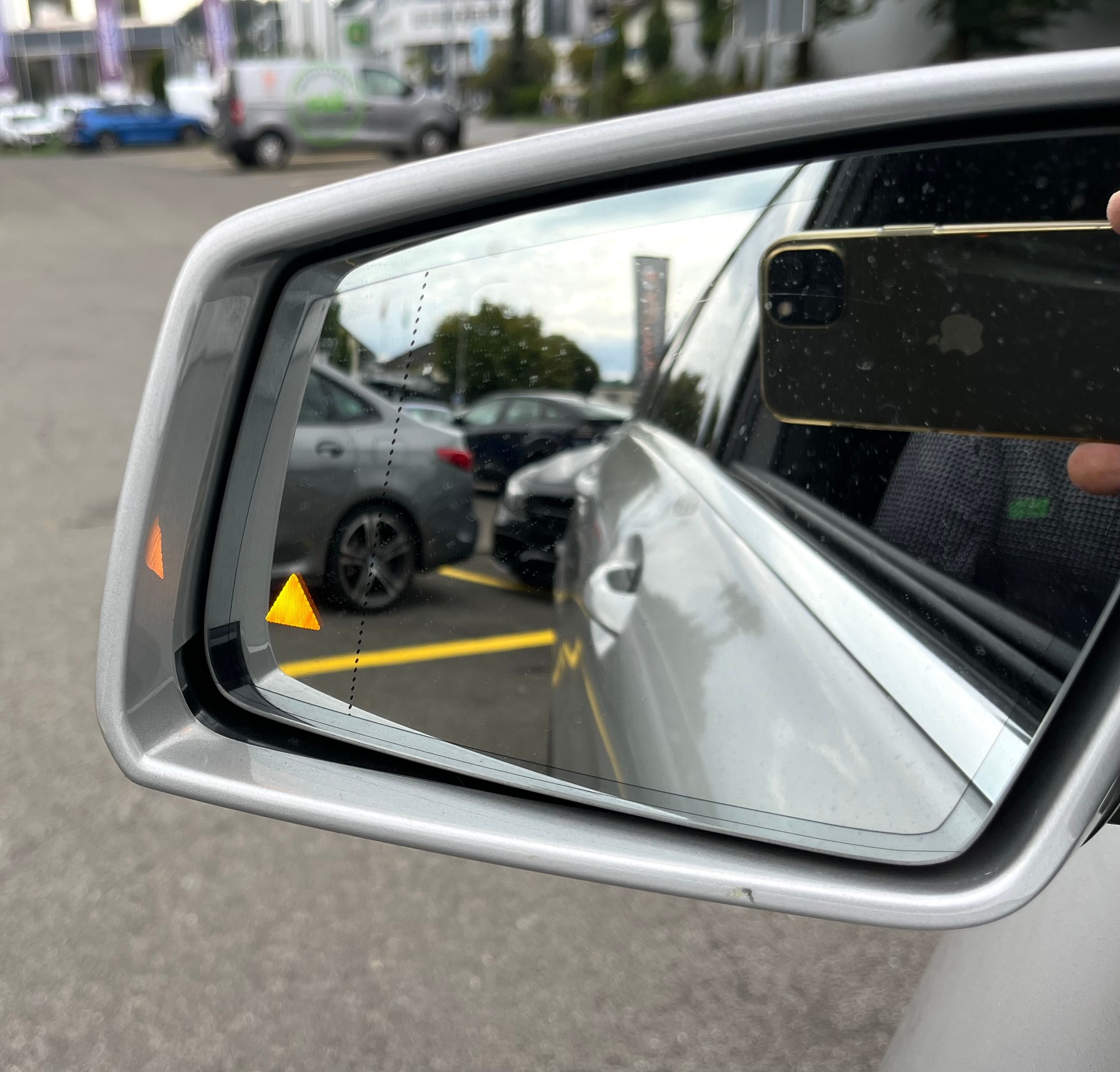 MERCEDES-BENZ B 220 Style 4Matic 7G-DCT-image-19