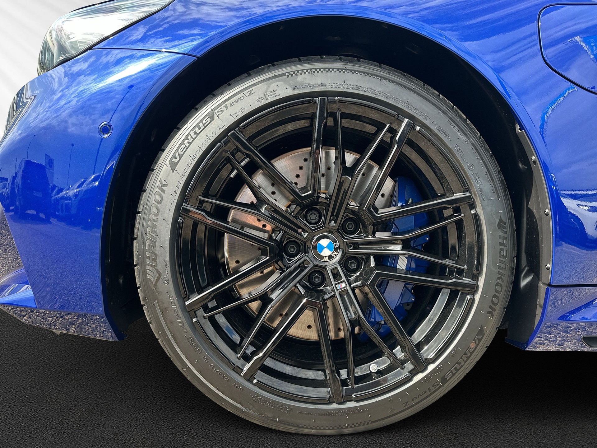 BMW M5 xDrive Touring-image-8