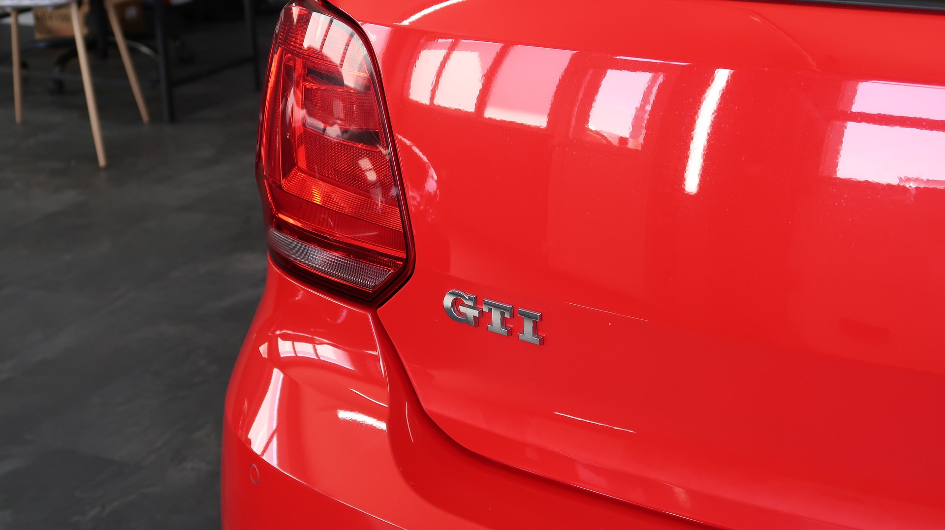 VW Polo 1.8 TSI GTI / CH / 192PS / 1ERE MAIN / GARANTIE-image-16