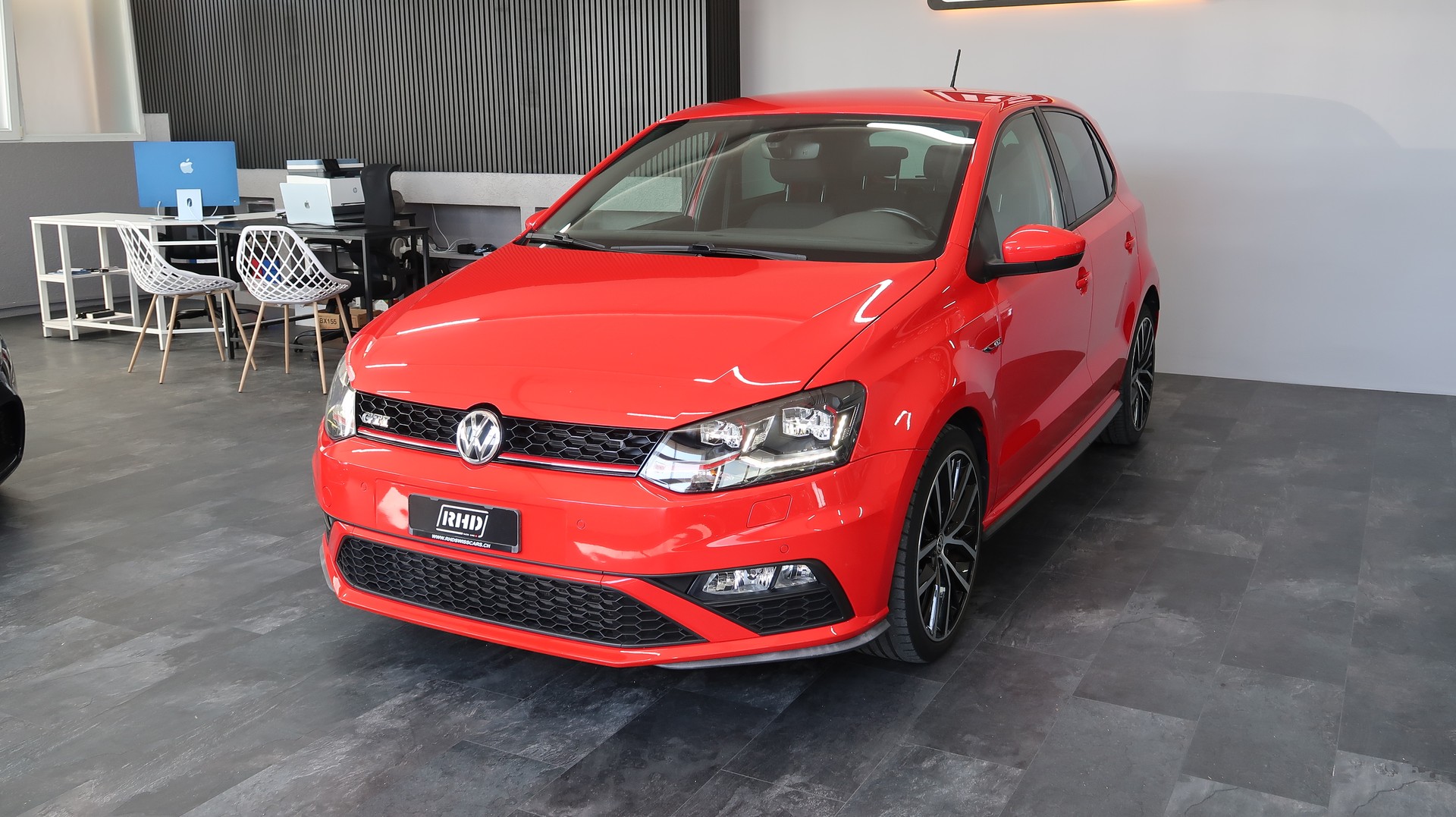 VW Polo 1.8 TSI GTI / CH / 192PS / 1ERE MAIN / GARANTIE-image-4
