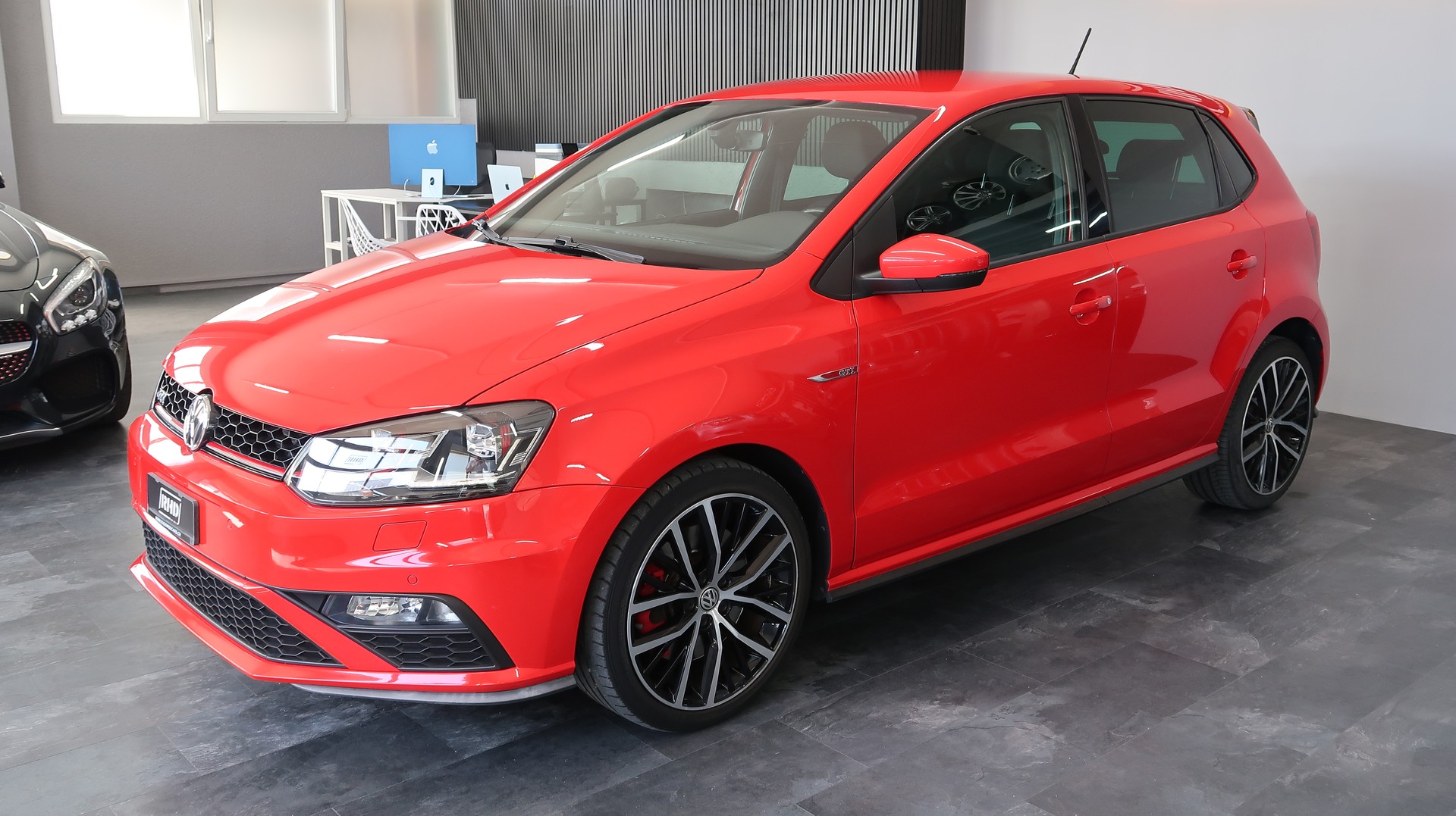 VW Polo 1.8 TSI GTI / CH / 192PS / 1ERE MAIN / GARANTIE-image-2
