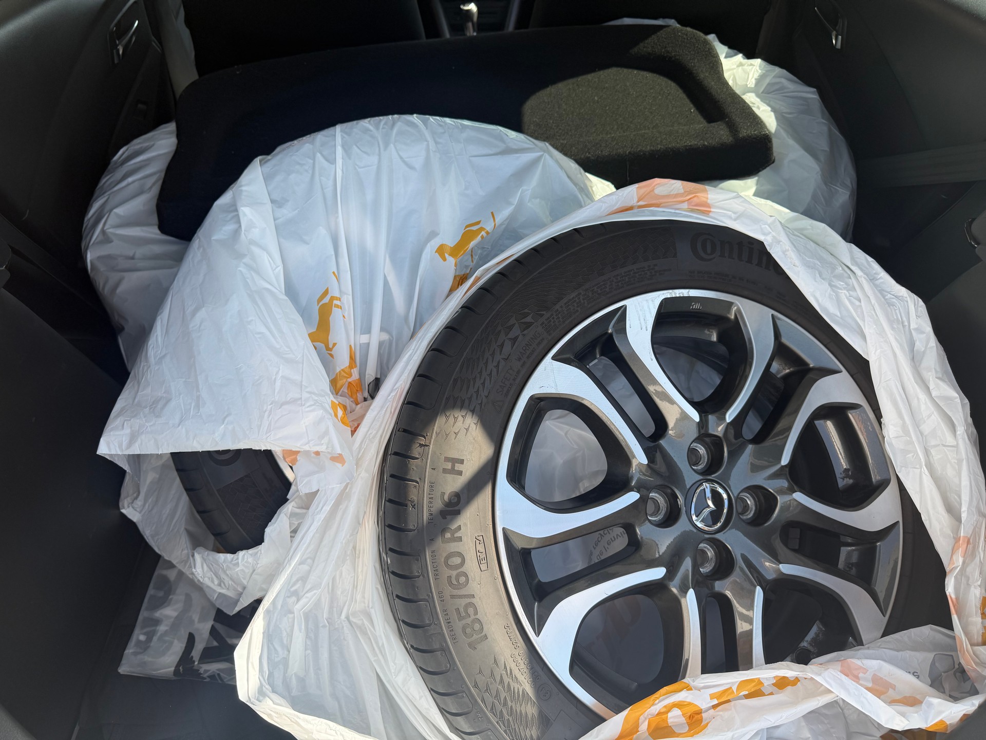 MAZDA 2 1.5 CD 16V Skyactiv-D Ambition-image-6