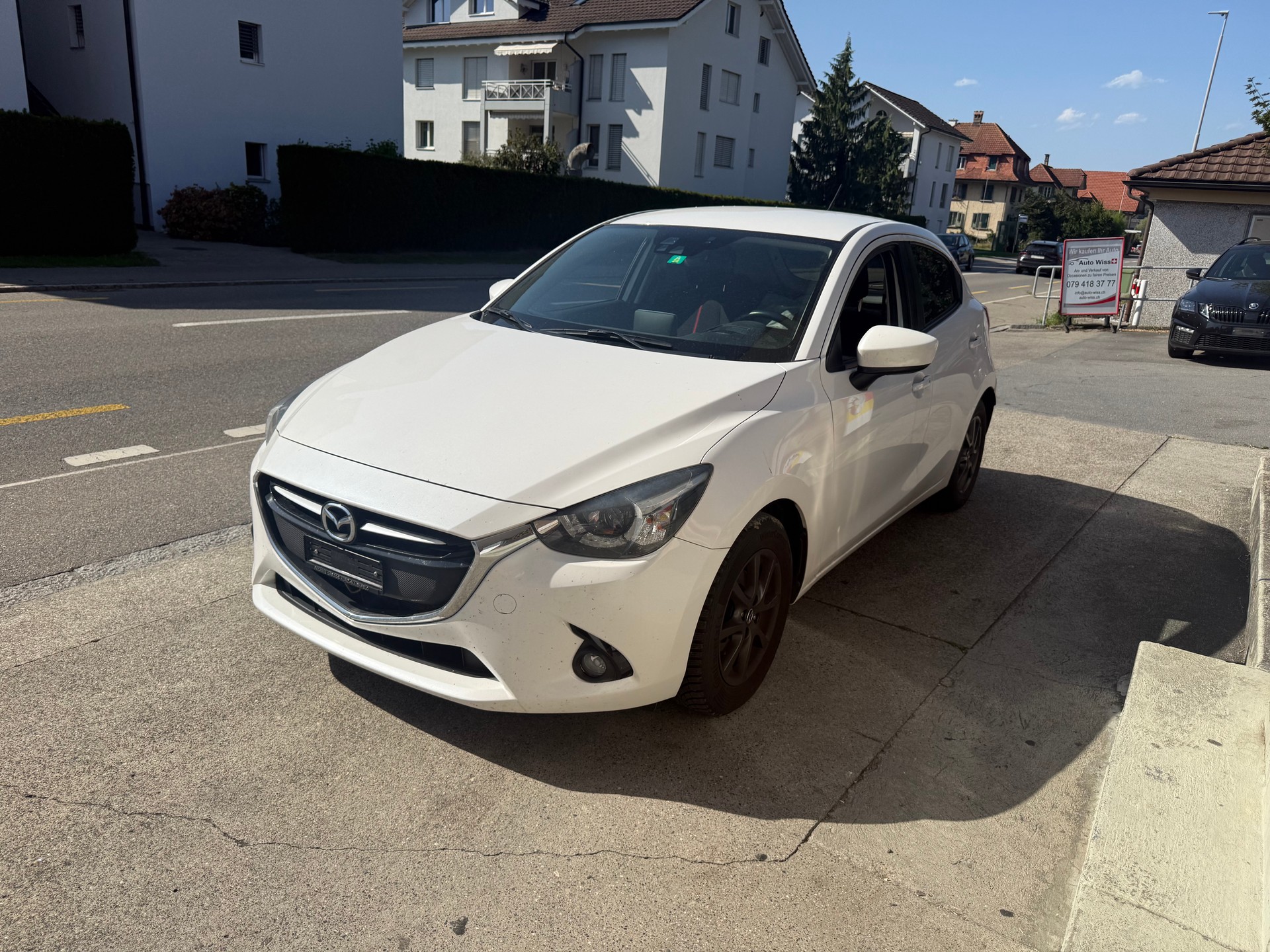 MAZDA 2 1.5 CD 16V Skyactiv-D Ambition-image-4