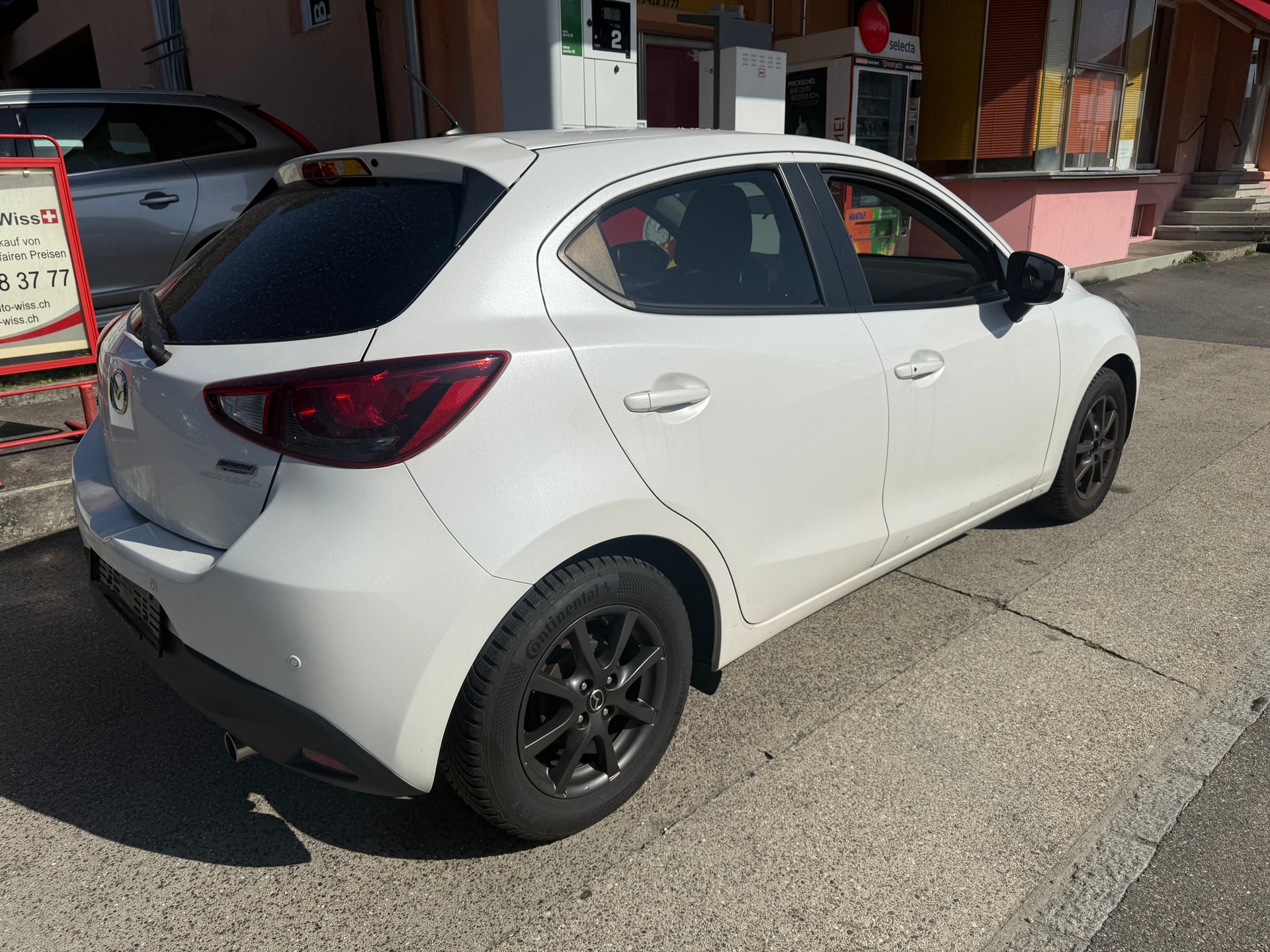 MAZDA 2 1.5 CD 16V Skyactiv-D Ambition-image-2