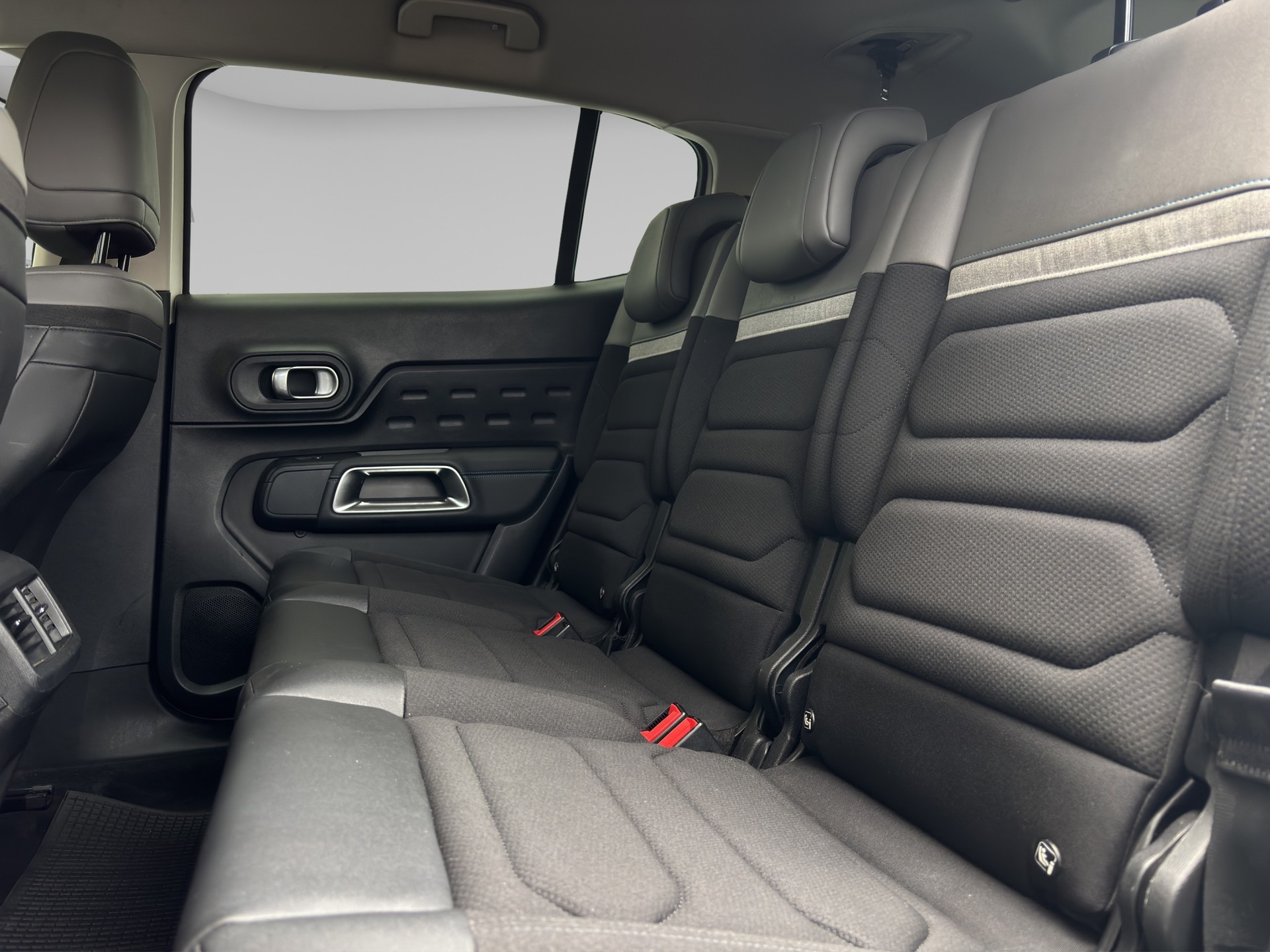 CITROEN C5 Aircross 1.6 PHEV Shine Pack-image-10