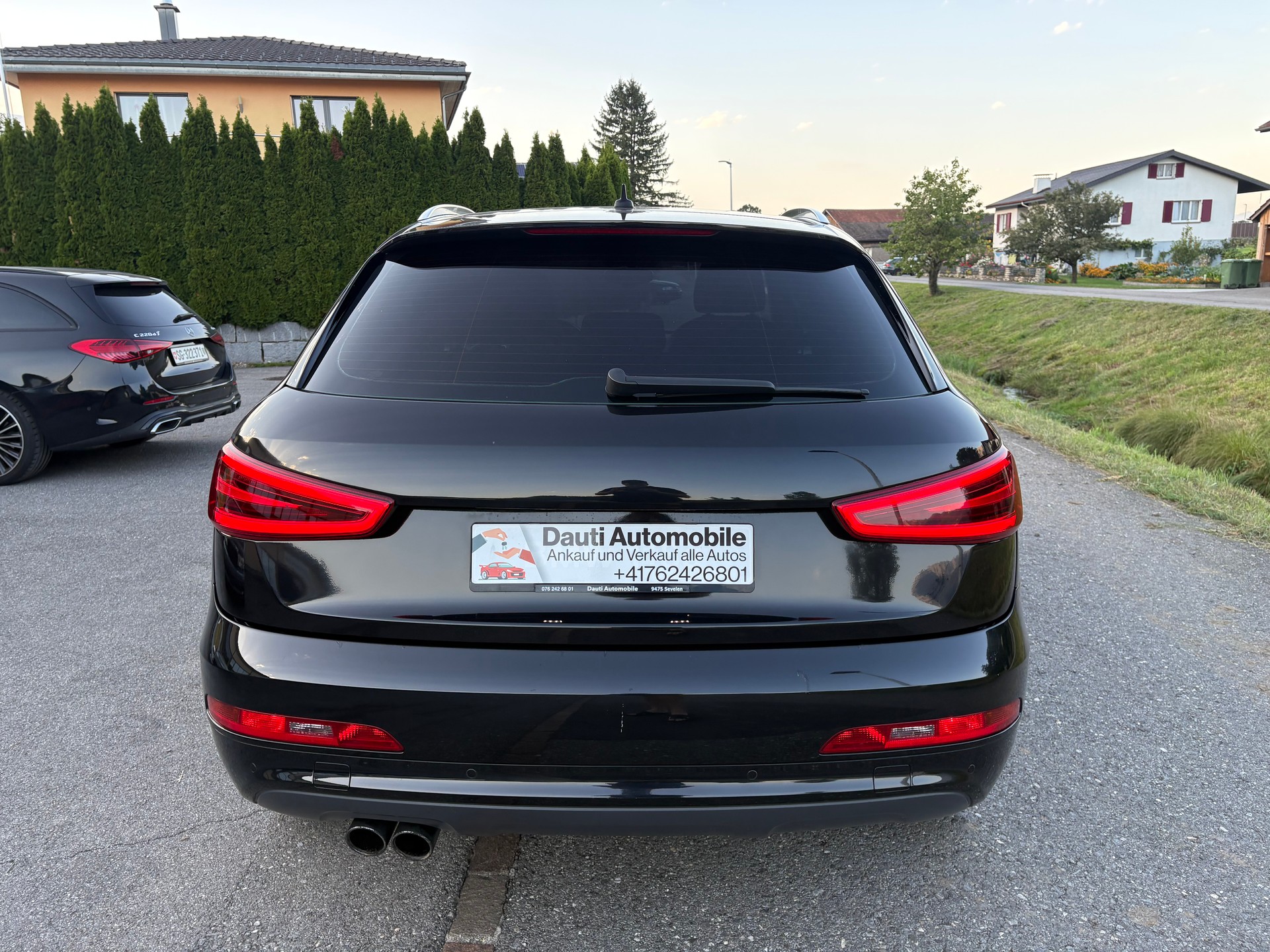 AUDI Q3 2.0 TDI quattro S-tronic-image-4