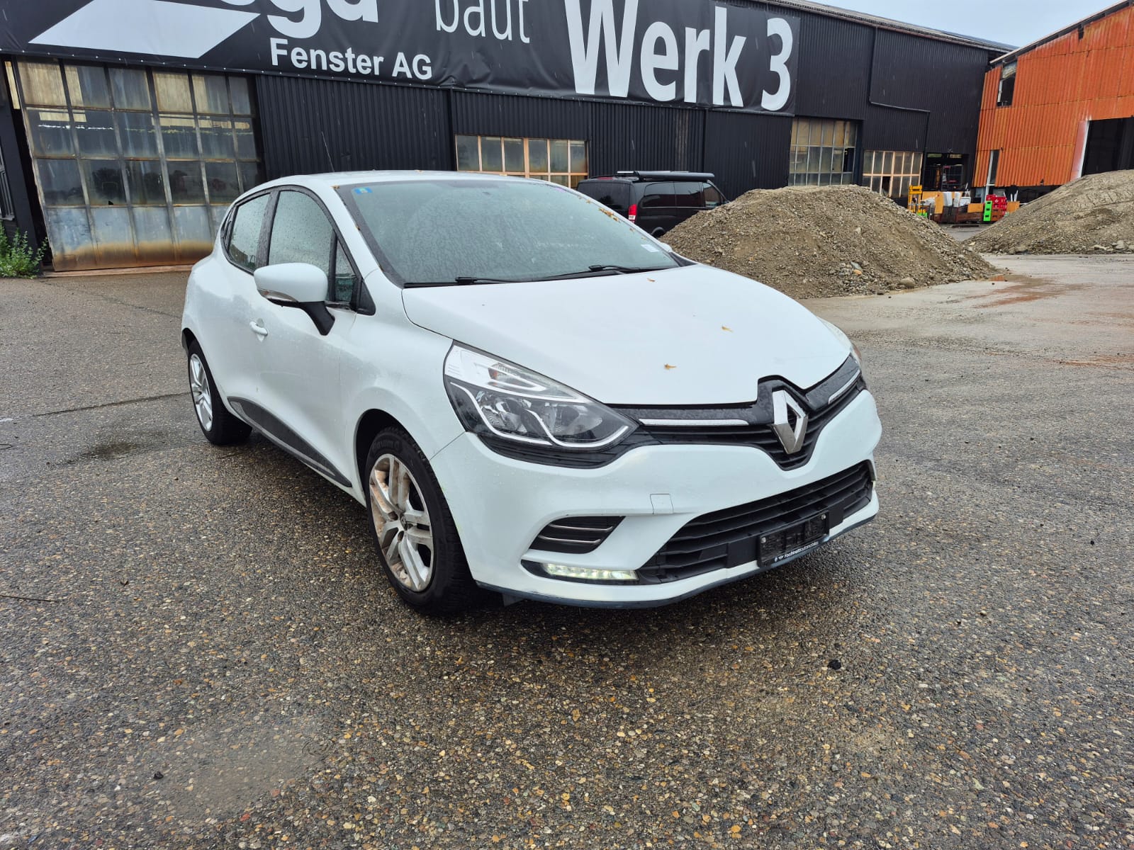 RENAULT Clio 0.9 12V Zen-image-0