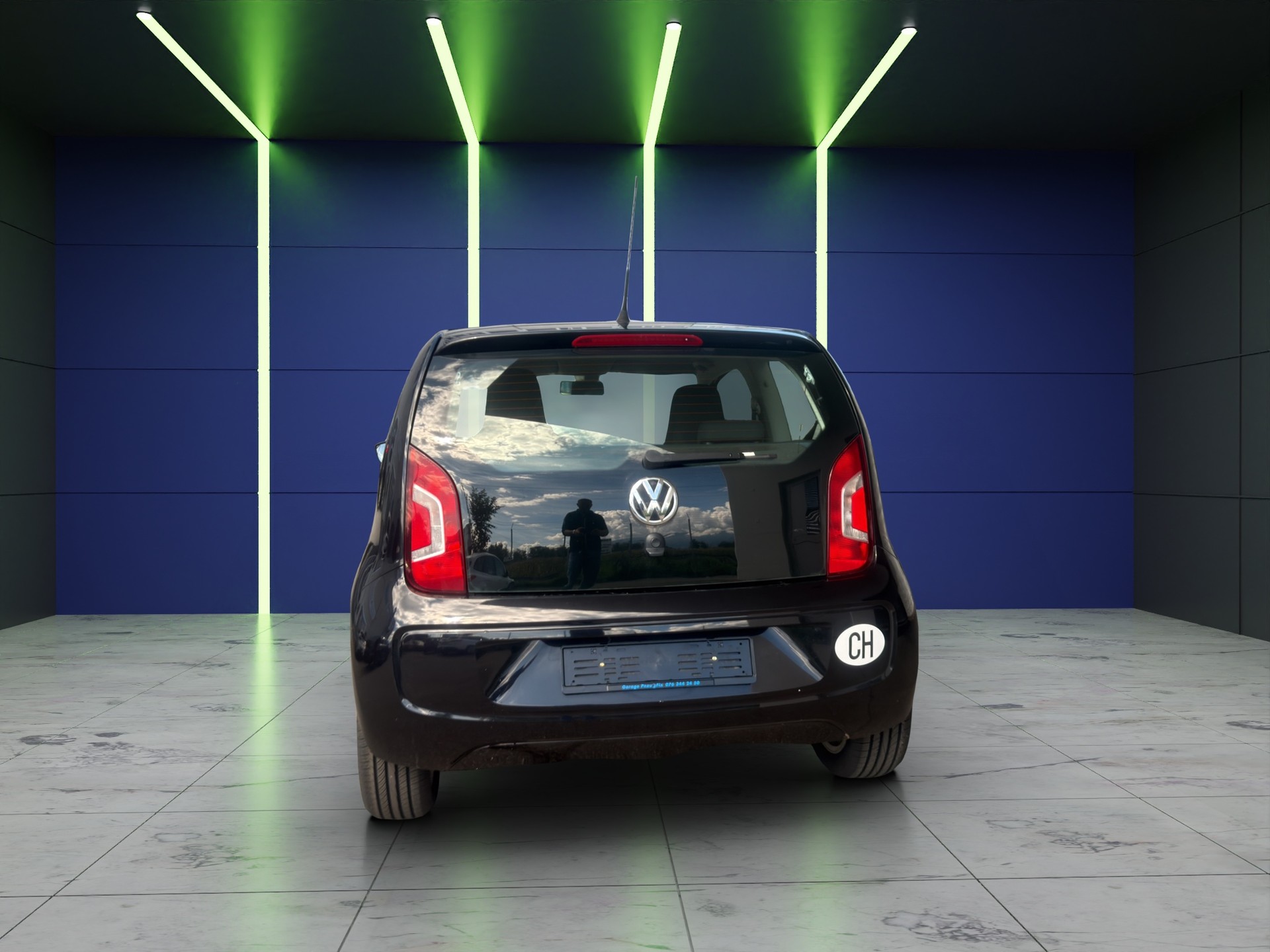 VW Up 1.0 black up-image-10