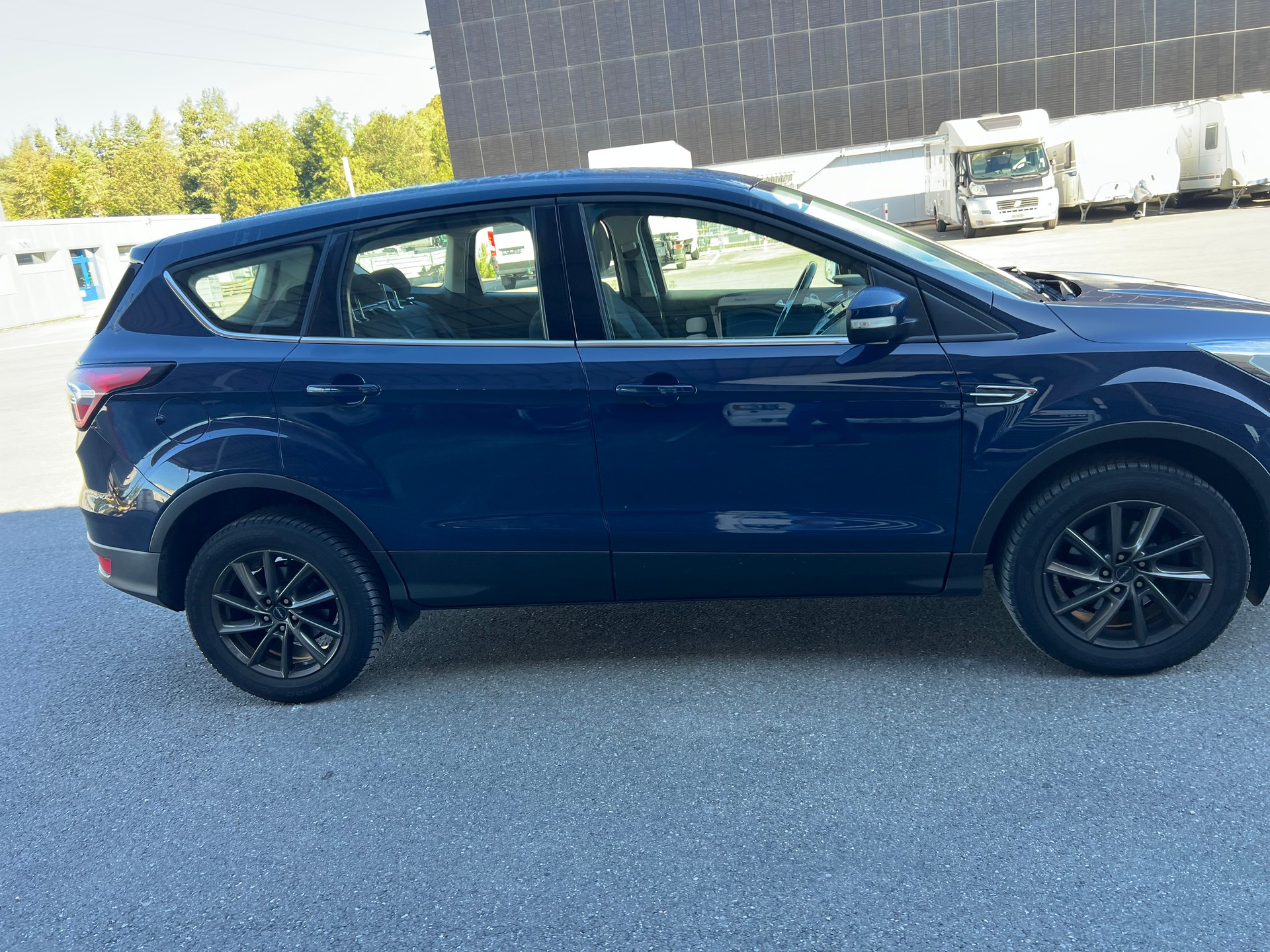 FORD Kuga 1.5 SCTi Trend 2WD-image-4