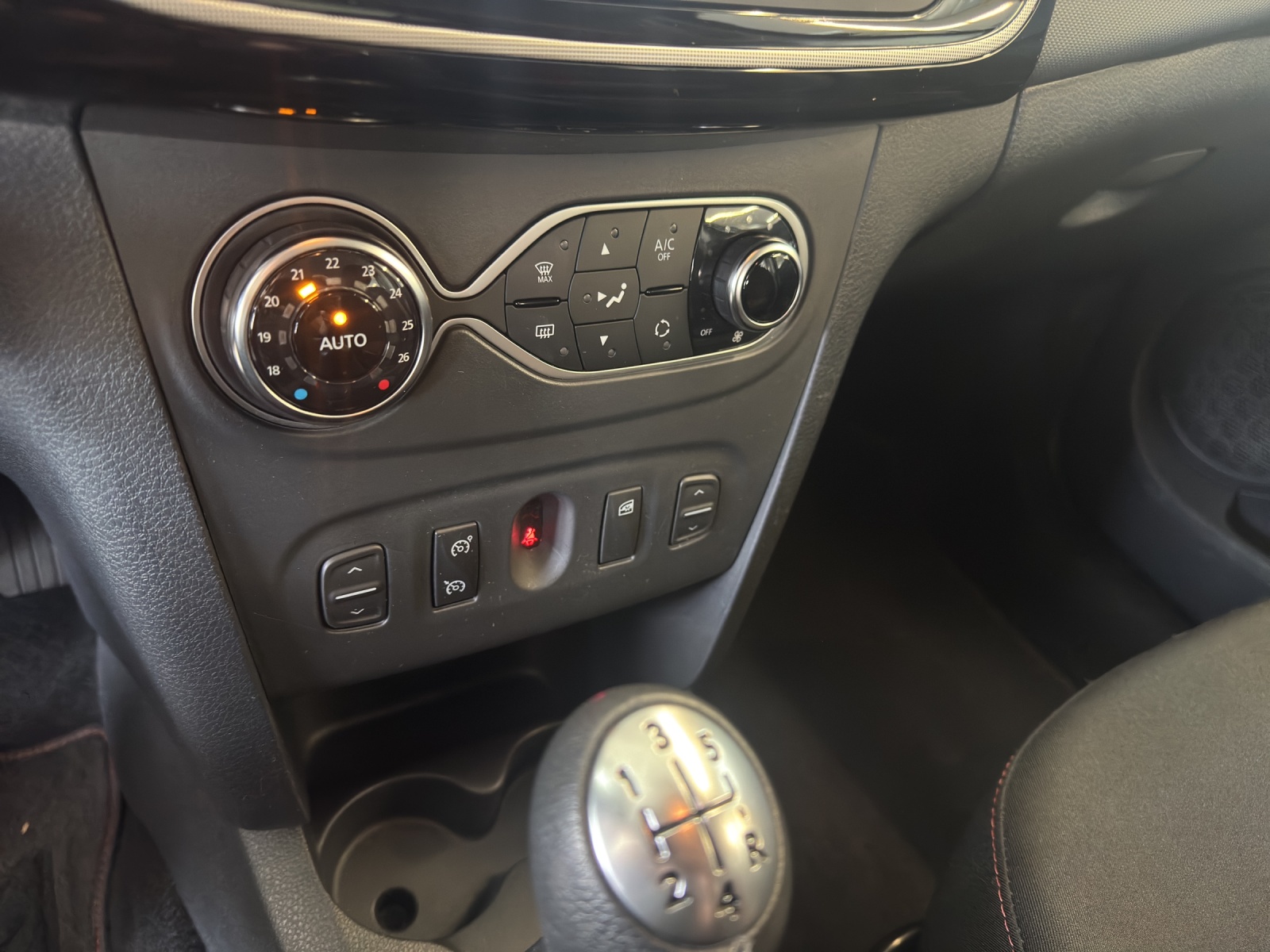 DACIA Sandero Tce 90 Ultimate-image-2