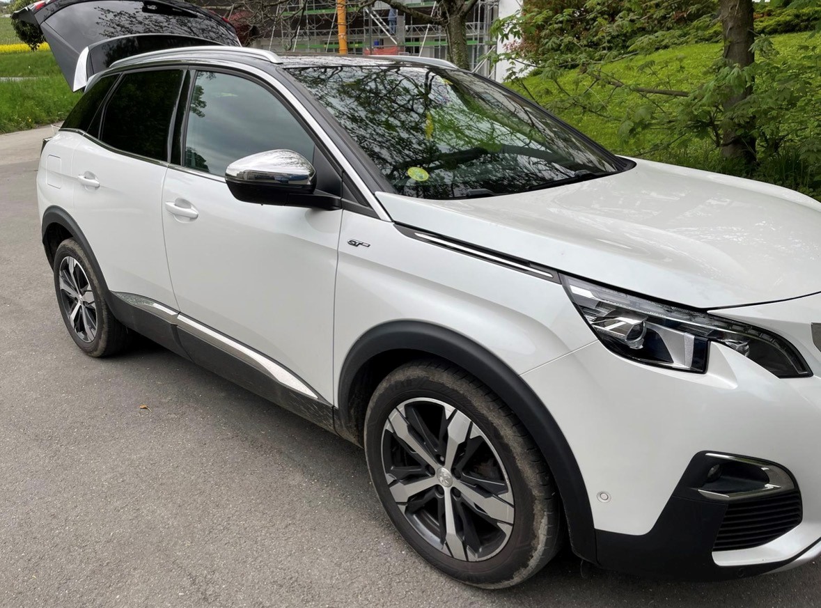 PEUGEOT 2.0 BlueHDi 180 GT-image-0