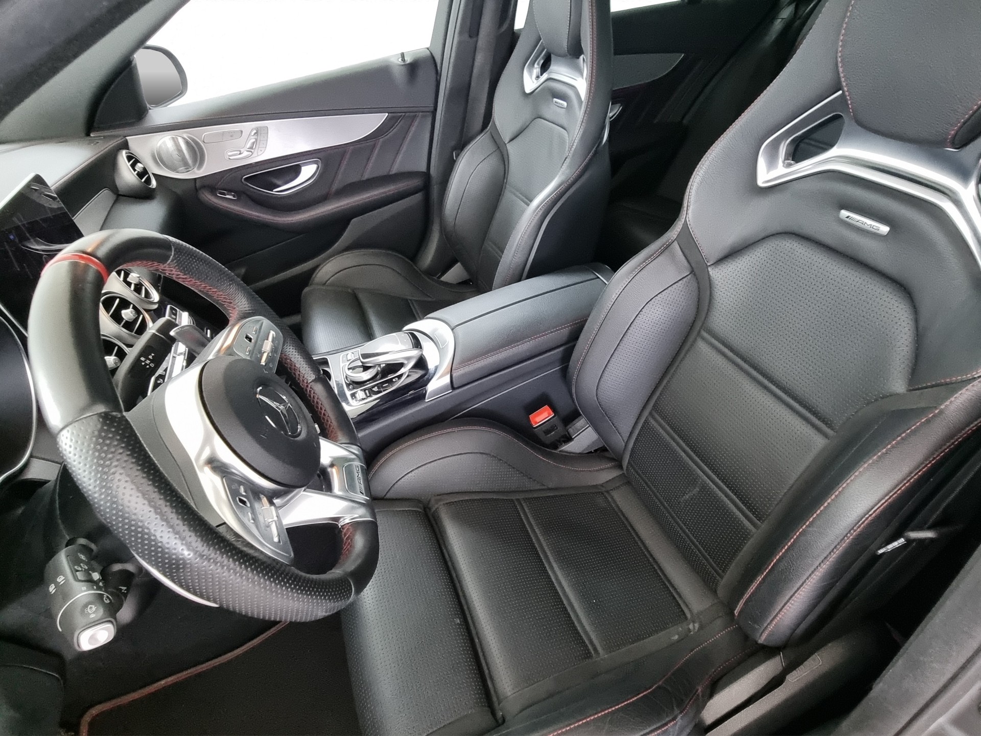 MERCEDES-BENZ C 43 AMG 4matic-image-5