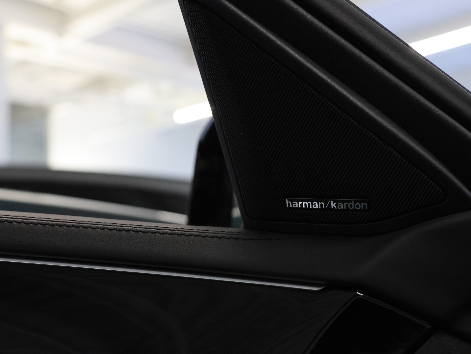MERCEDES-BENZ E 63 AMG 4Matic Speedshift *OBSIDIANSCHWARZ-LACKIERUNG*-image-31