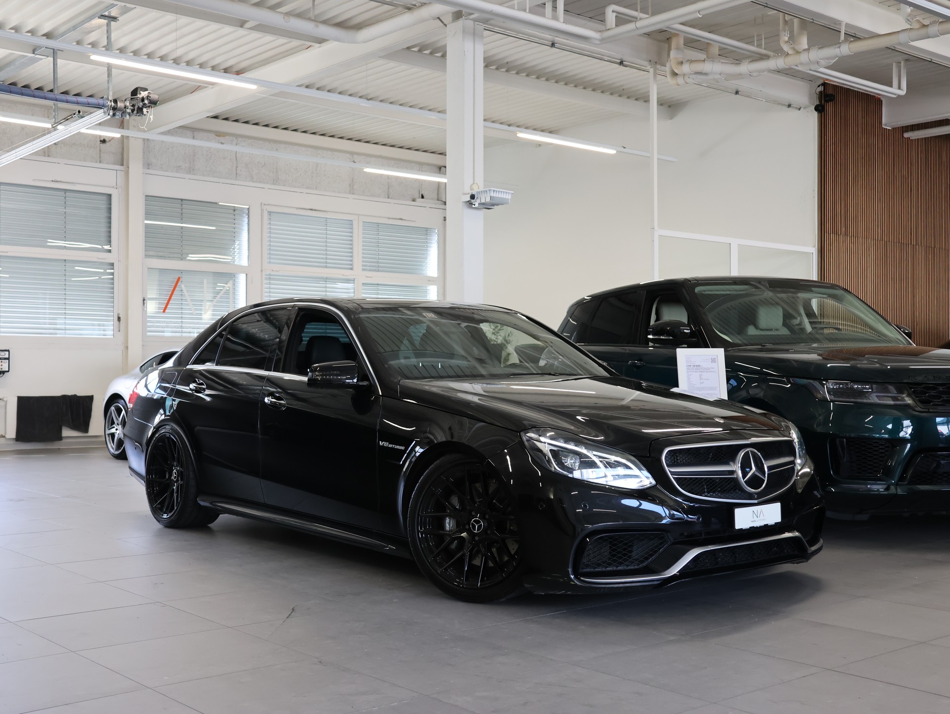 MERCEDES-BENZ E 63 AMG 4Matic Speedshift *OBSIDIANSCHWARZ-LACKIERUNG*-image-0