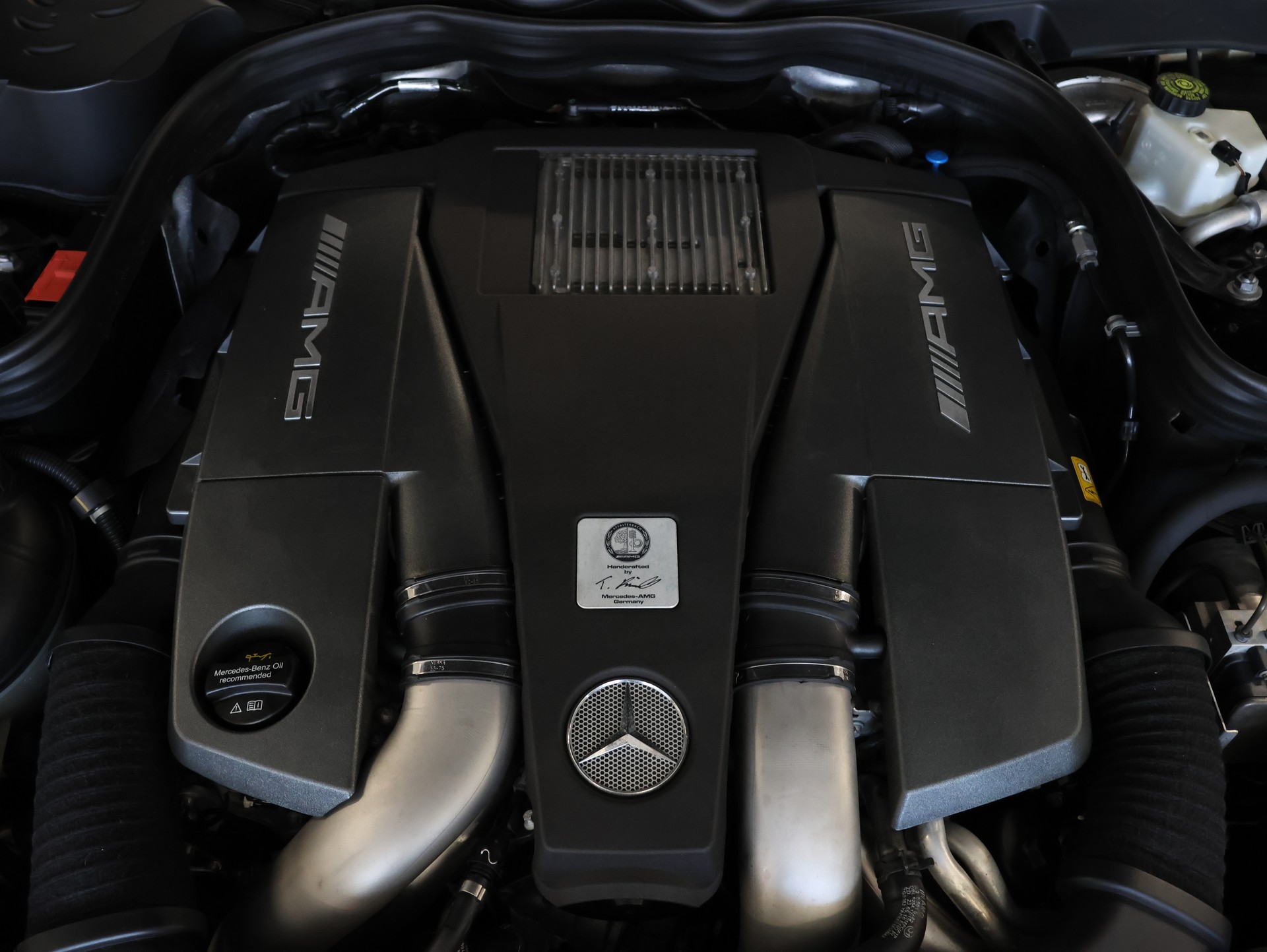 MERCEDES-BENZ E 63 AMG 4Matic Speedshift *OBSIDIANSCHWARZ-LACKIERUNG*-image-40