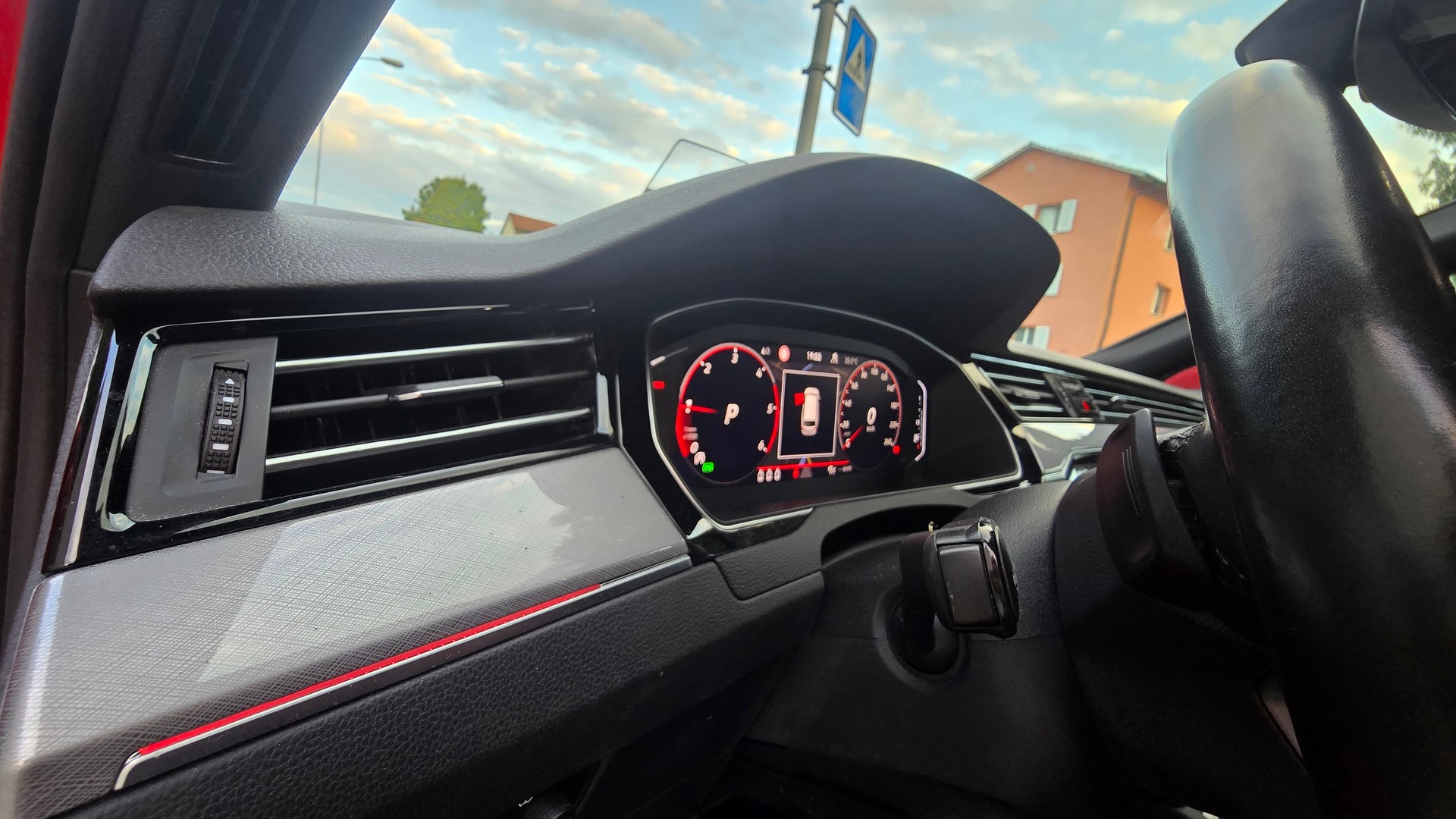 VW Passat 2.0 TDI BMT Business 4Motion DSG-image-18