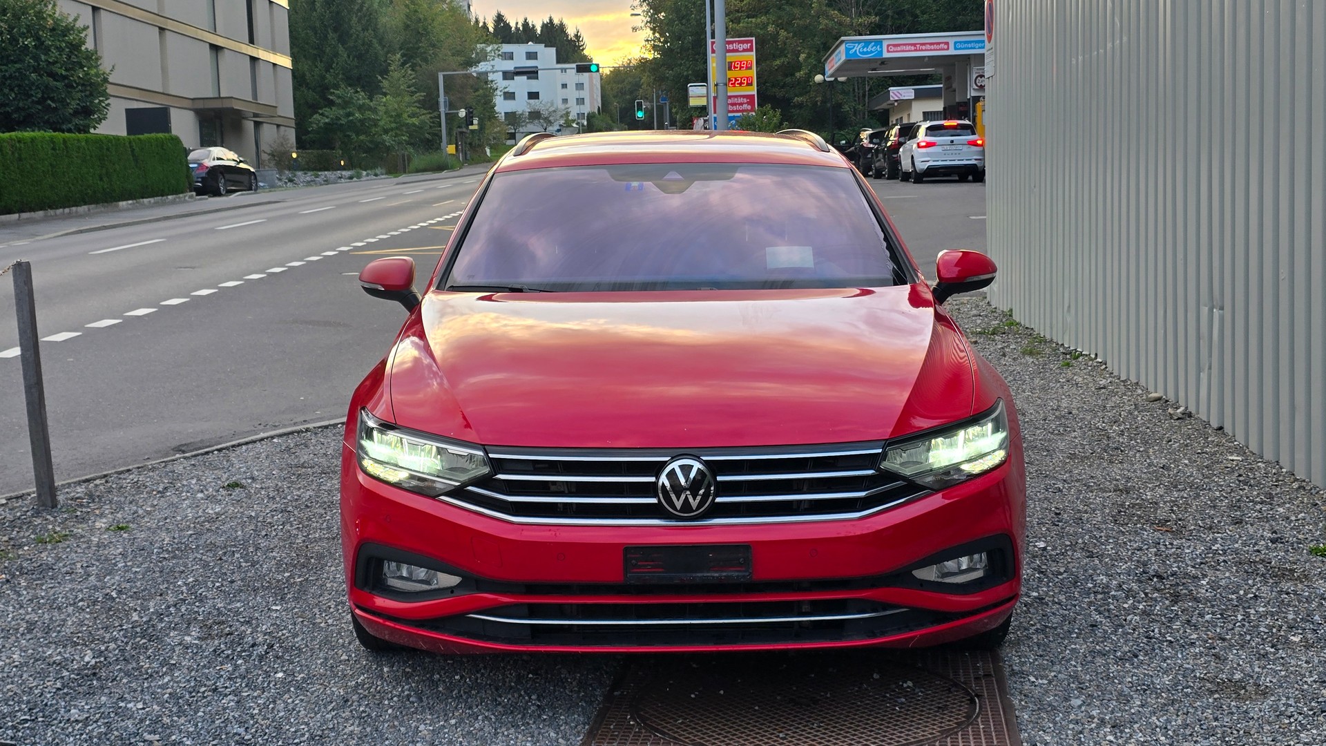 VW Passat 2.0 TDI BMT Business 4Motion DSG-image-2