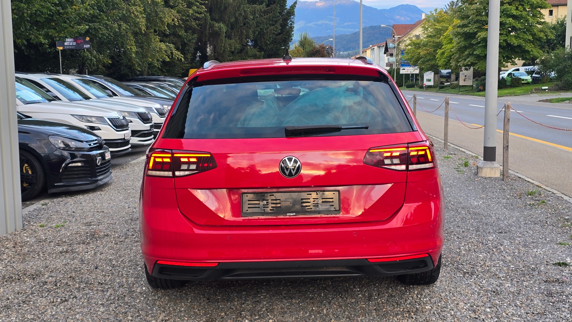 VW Passat 2.0 TDI BMT Business 4Motion DSG-image-5