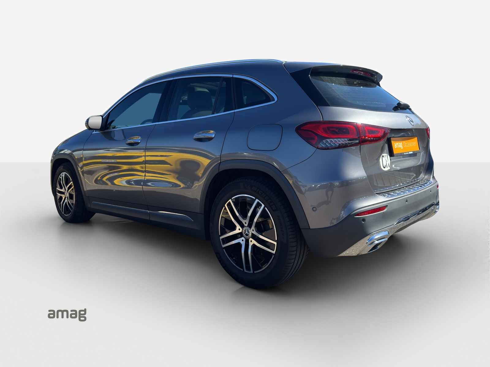 MERCEDES-BENZ GLA 250 4Matic Progressive 8G-DCT-image-2