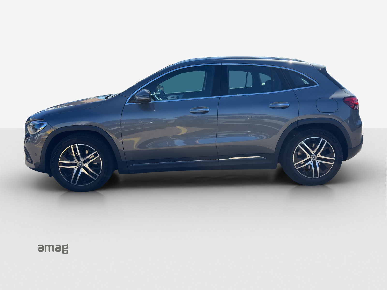 MERCEDES-BENZ GLA 250 4Matic Progressive 8G-DCT-image-1