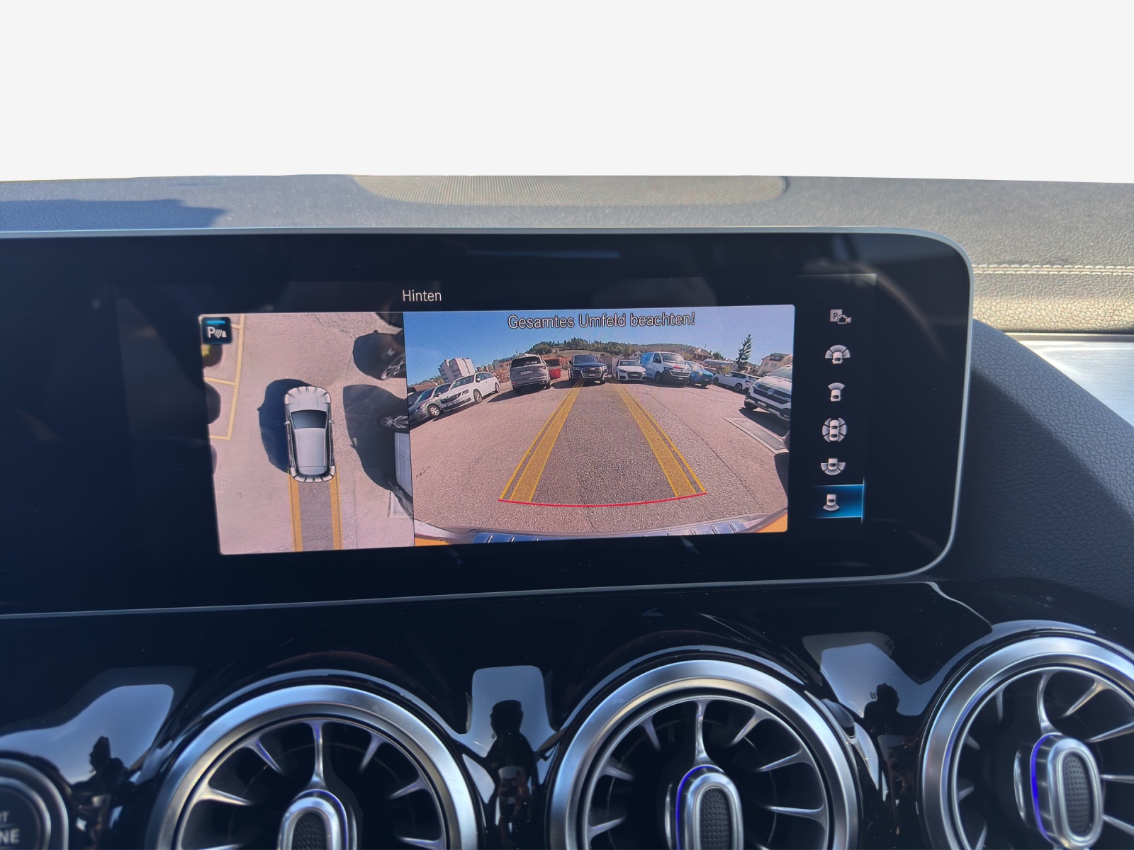 MERCEDES-BENZ GLA 250 4Matic Progressive 8G-DCT-image-14