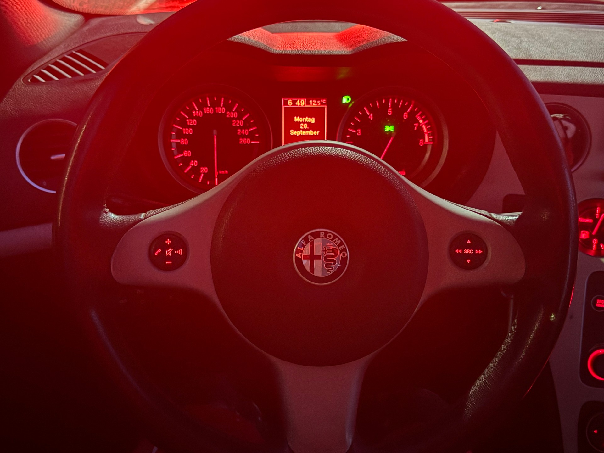ALFA ROMEO 1.9 JTS Impression-image-5
