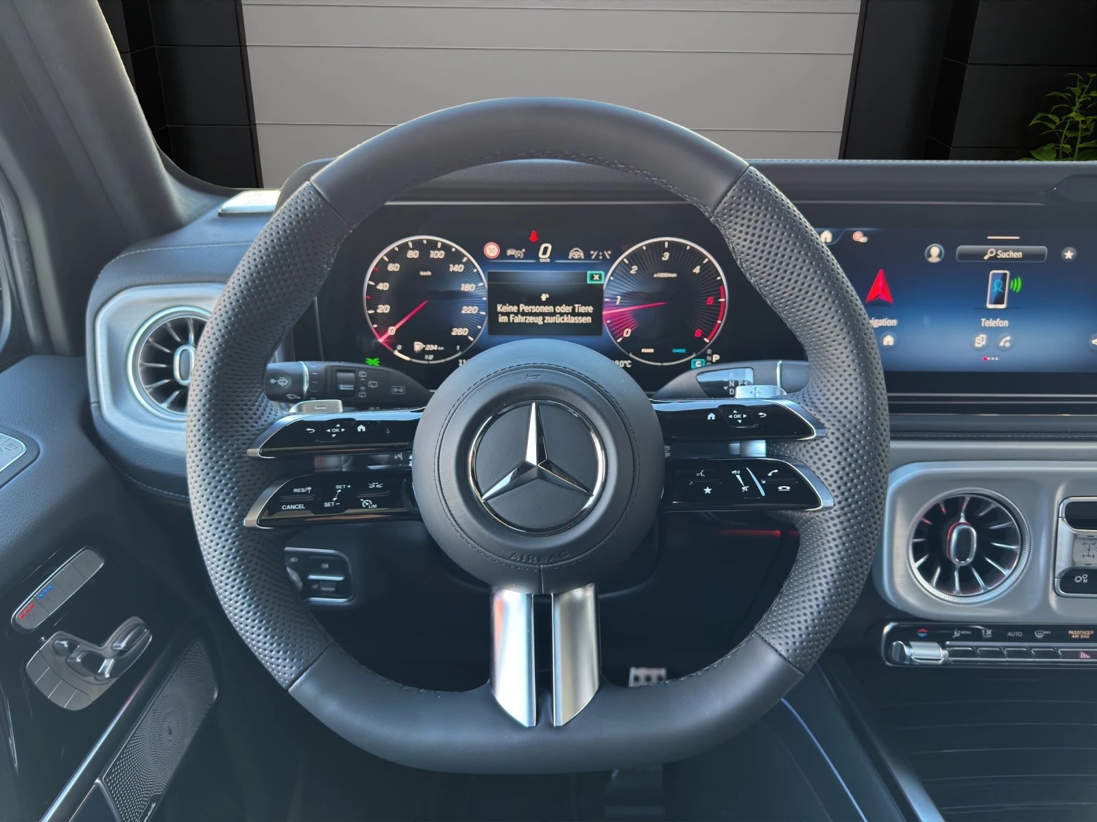 MERCEDES-BENZ G 450d 9G-Tronic-image-13