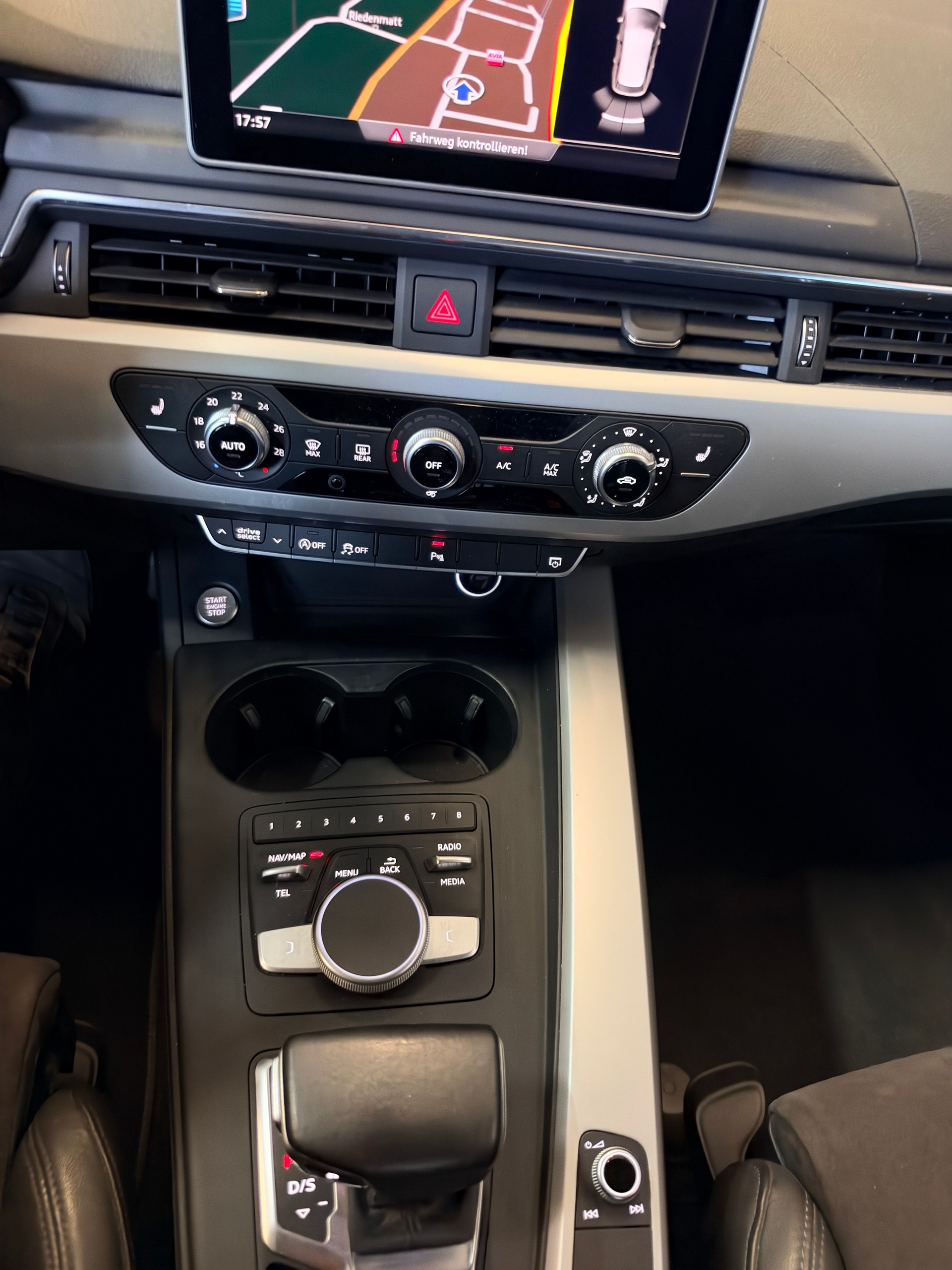 AUDI A4 Avant 2.0 TDI quattro S-tronic-image-15