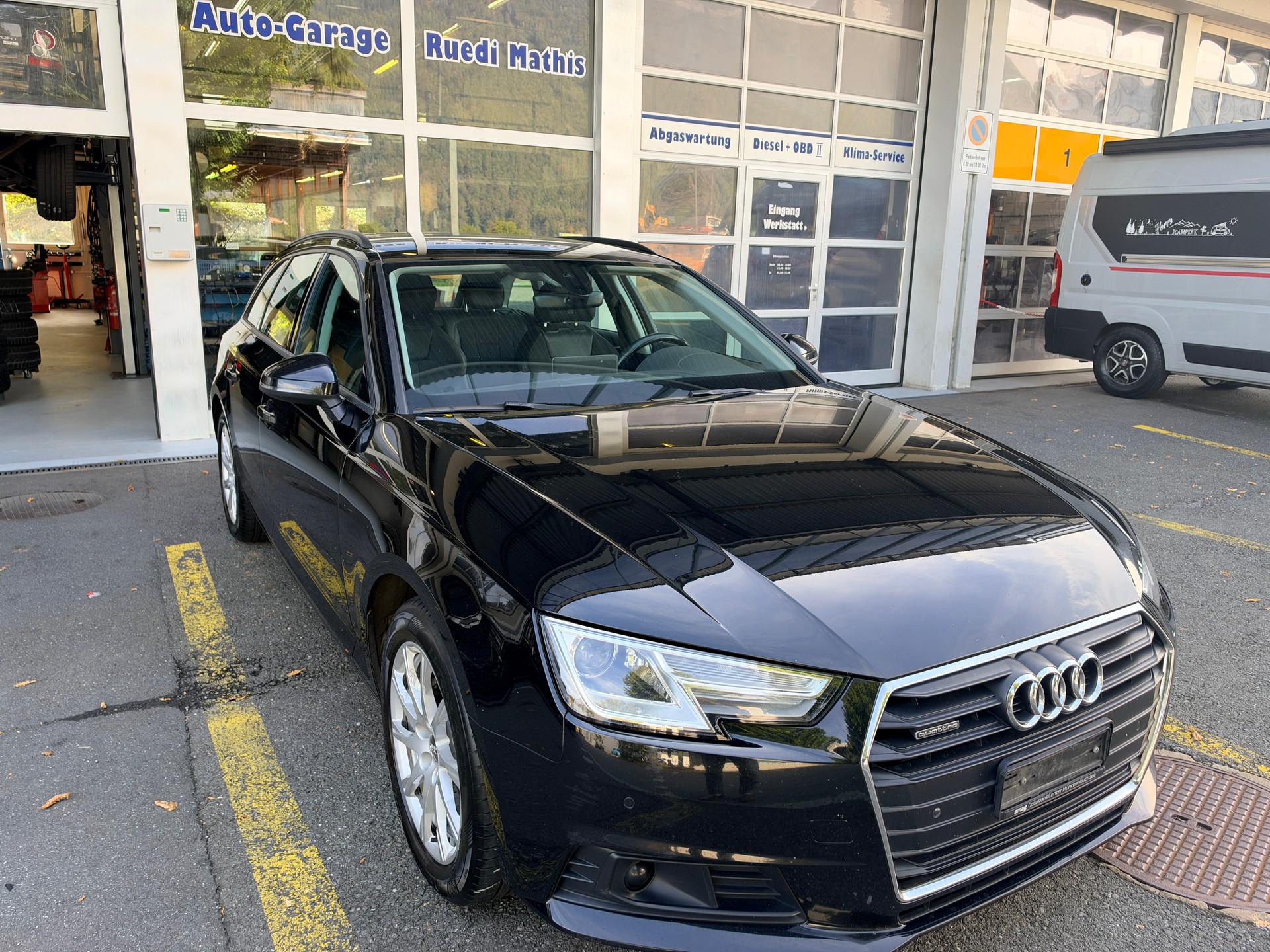 AUDI A4 Avant 2.0 TDI quattro S-tronic-image-3