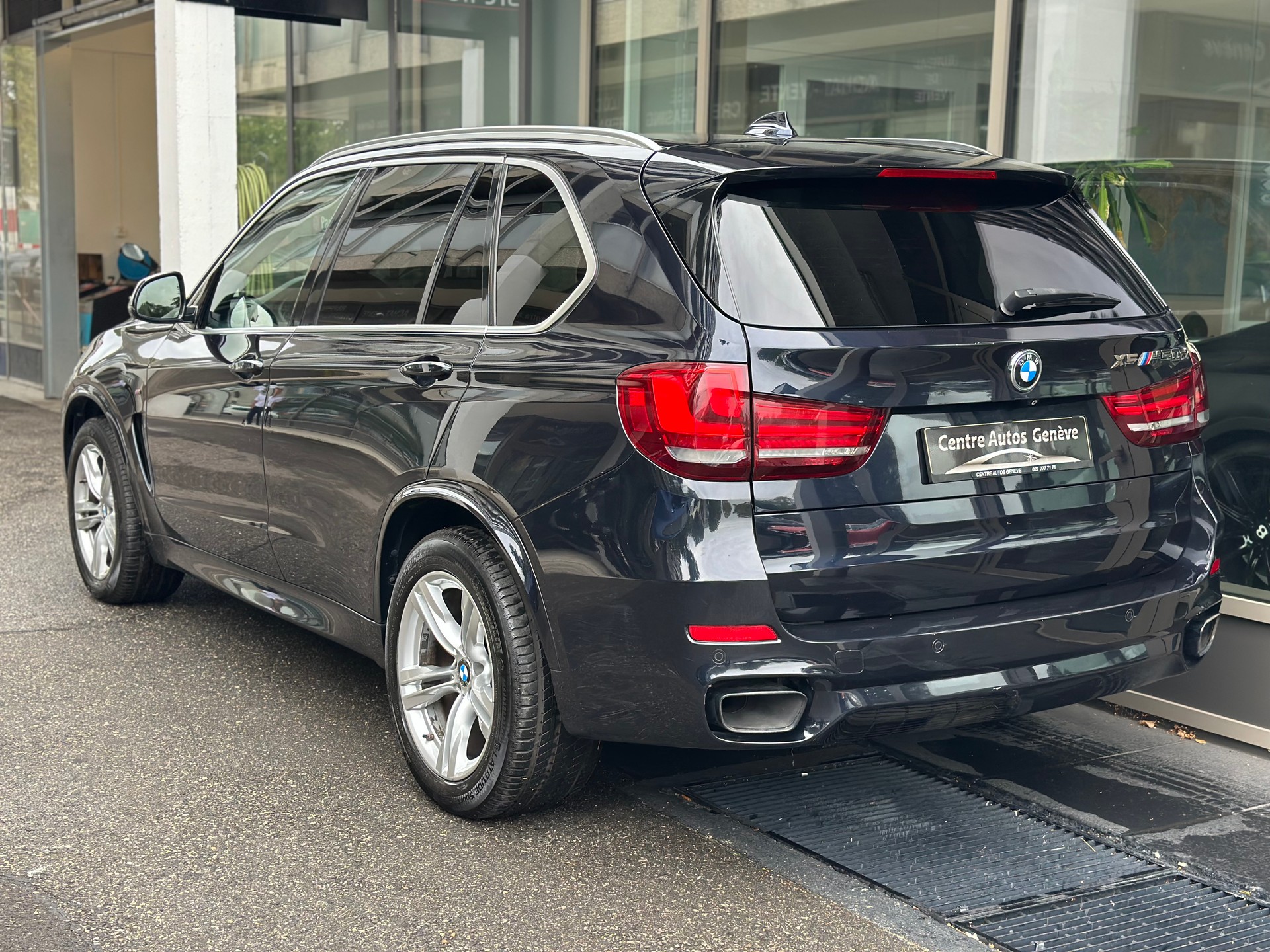 BMW X5 xDrive M50d Steptronic-image-3