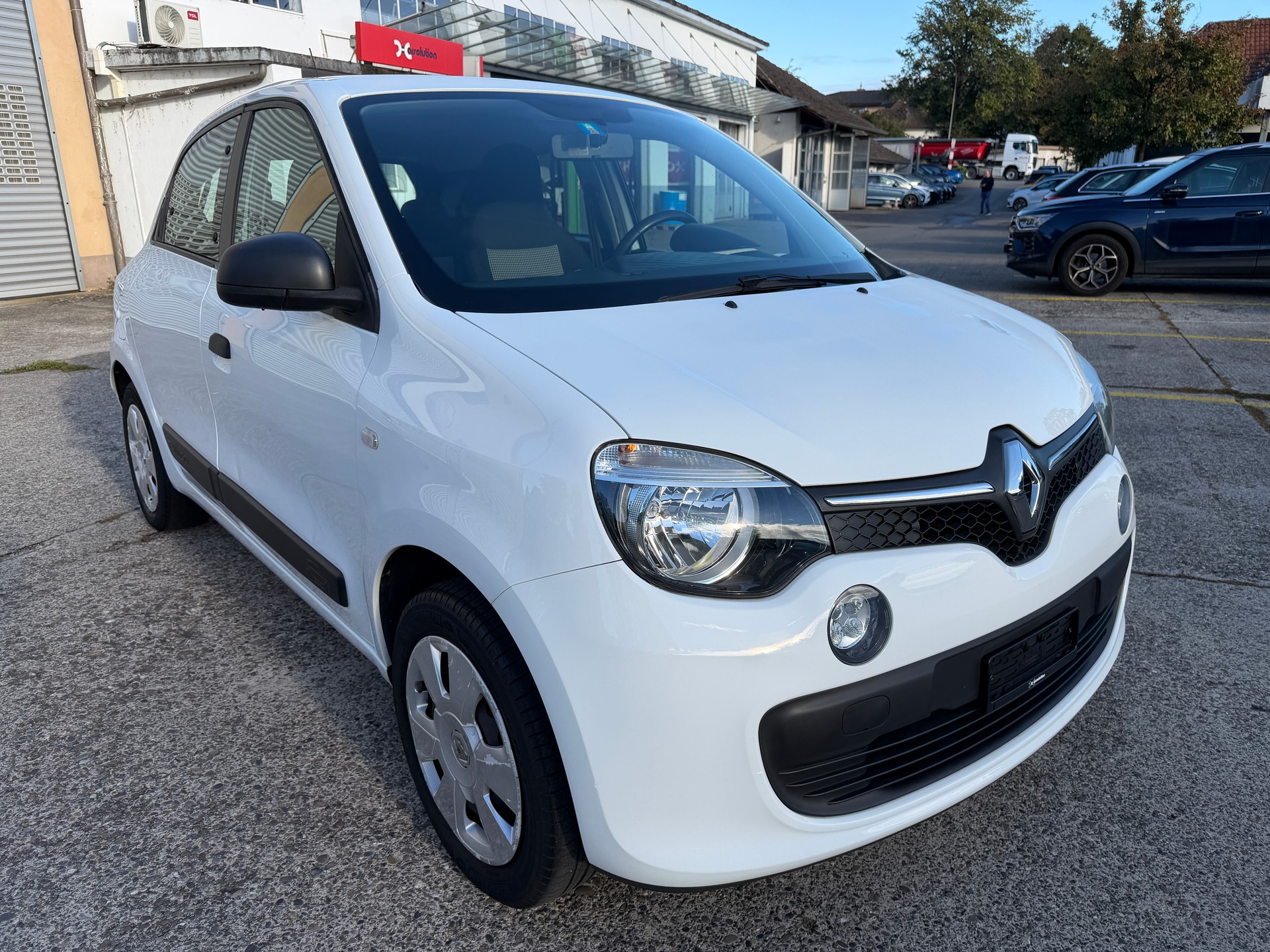 RENAULT Twingo 1.0 Life-image-6