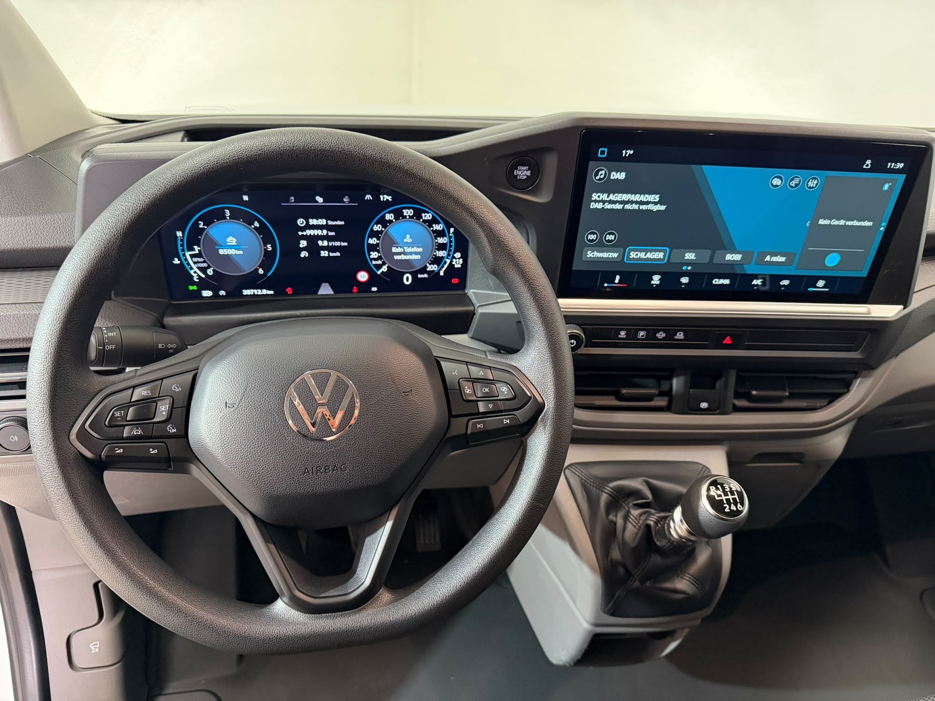 VW Transporter 2.0 TDI Lang-image-7