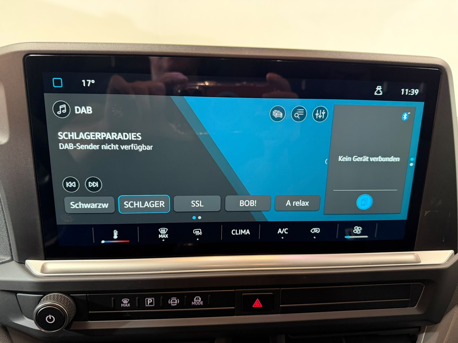 VW Transporter 2.0 TDI Lang-image-9
